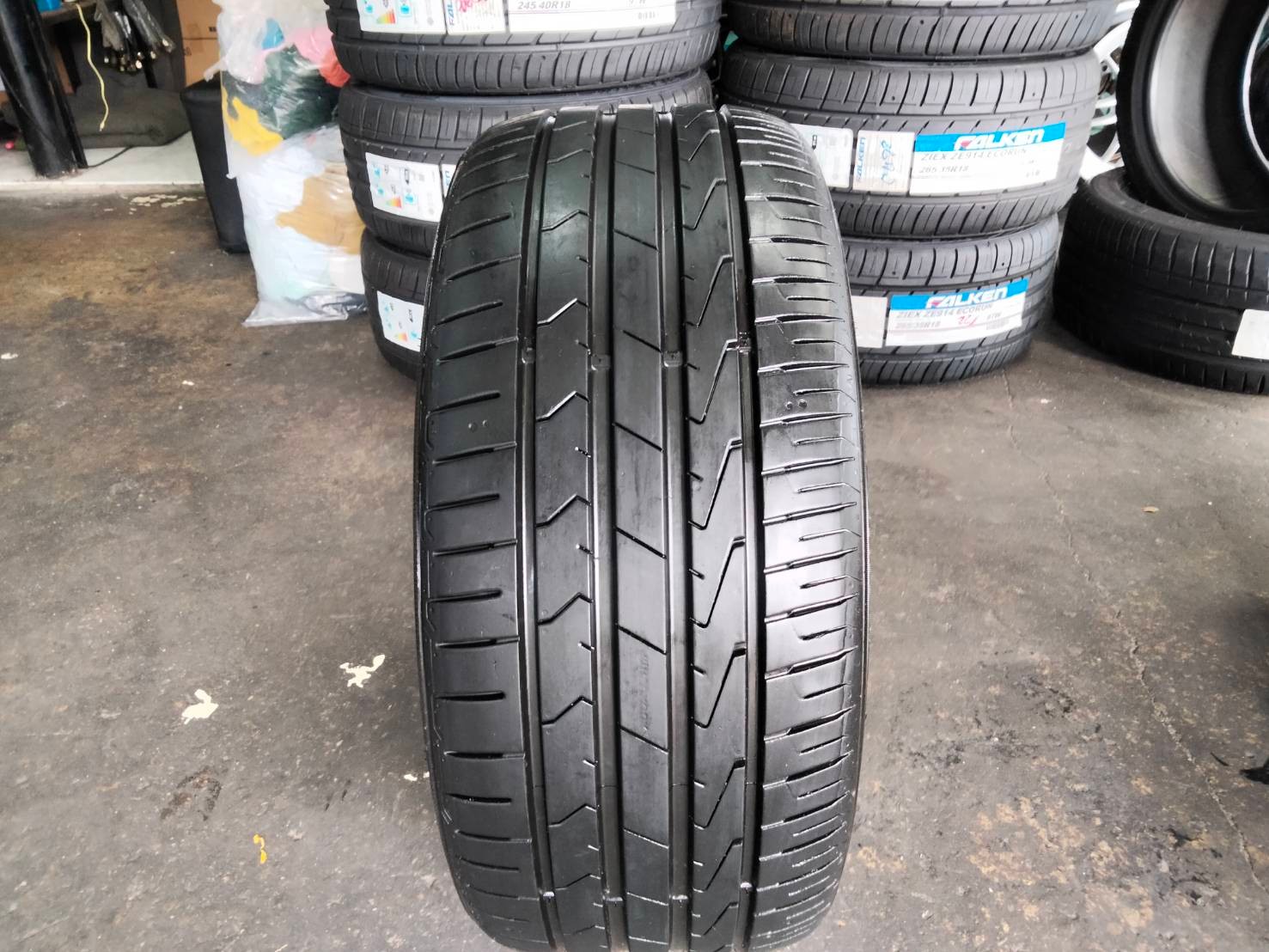 ยางมือสอง Hankook Ventus Prime3 235/40R18 ปี 20 1เส้น