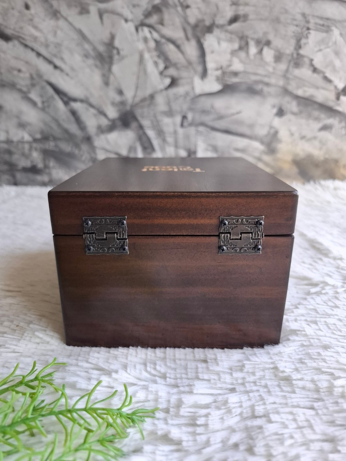 กล่องไม้สนแบบฝาล็อค