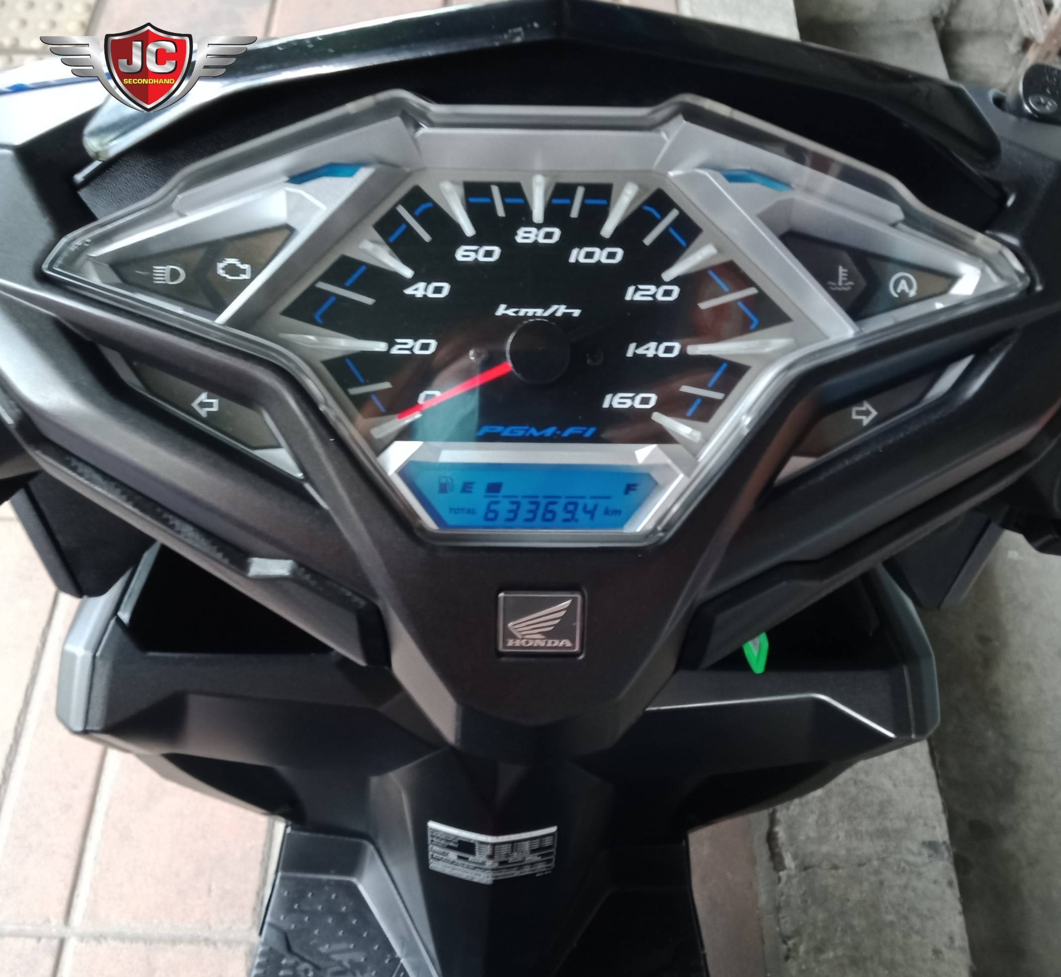 หายไปนานเกิ้น...."รถบ้านมือเดียว" HONDA CLICK125I LED ตัว Top รถกลางปี 59 สภาพสวยดูดี