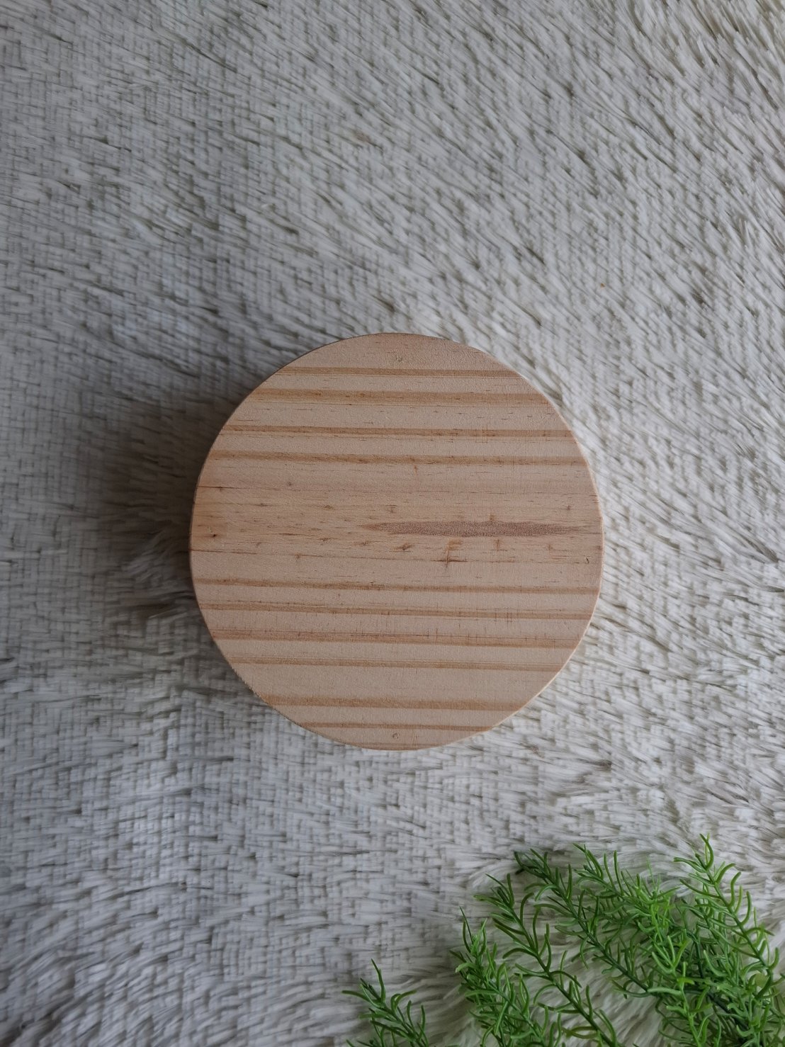 ถาดไม้สนทรงกลมใส่ข้าว