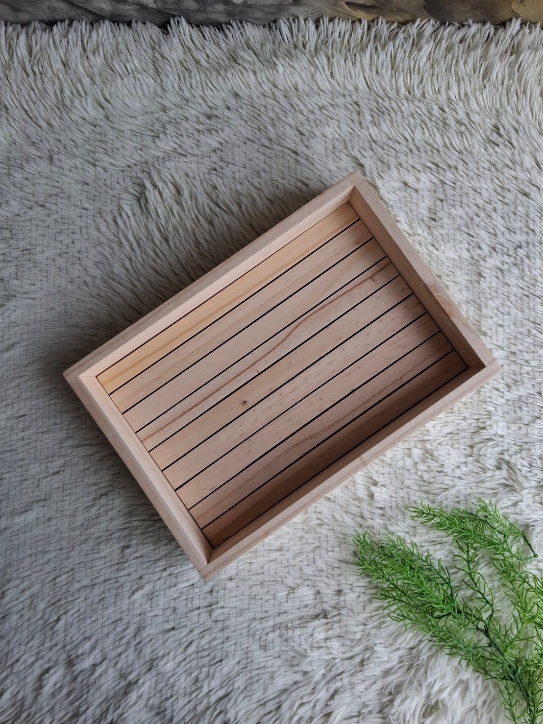 ถาดไม้สนใส่อาหาร