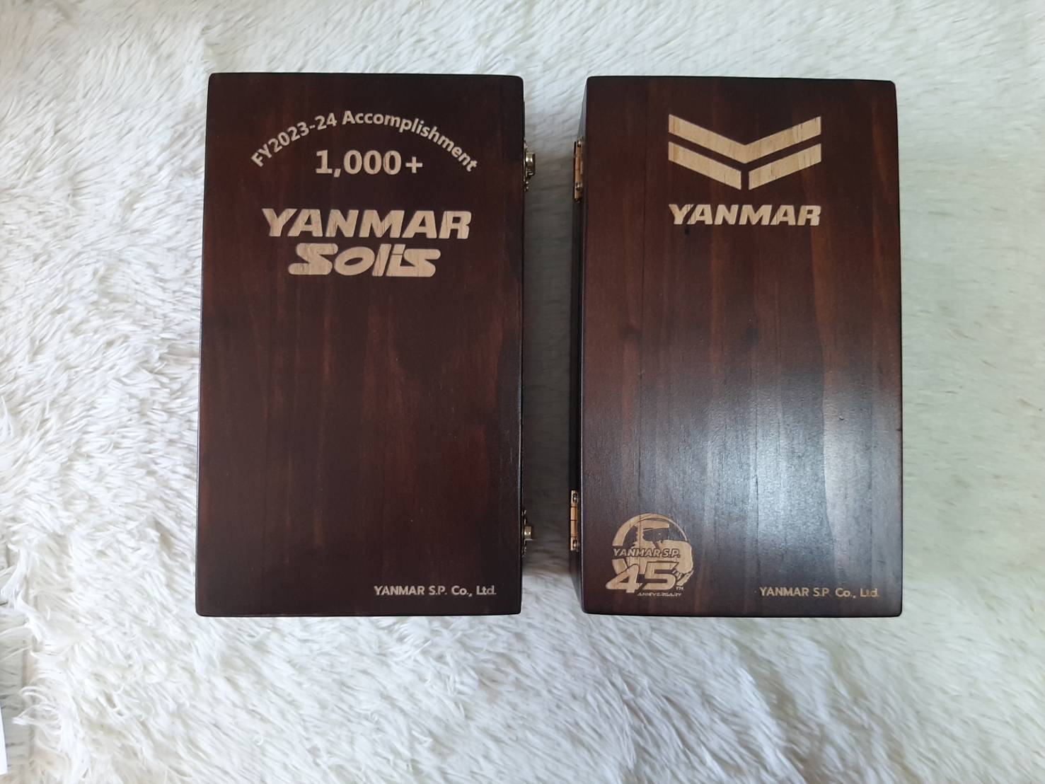 กล่องใส่แก้ว