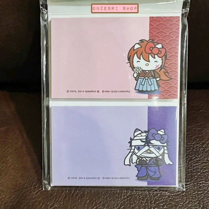 Post it / Sticky Note แบบเล่ม ลาย Rurouni Kenshin x Hello Kitty (Limited) ขนาด 10 x 7.4 x 0.8 ซม. กระดาษ 3 ลาย รวม 90 แผ่น