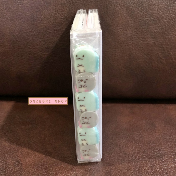 กระดาษโน้ต Memo แบบเล่มลาย Sumikko Gurashi Mole House สีม่วง มียางลบเล็ก 6 ก้อน ขนาด 9 x 7 x 1.8 ซม. กระดาษมี 6 ลาย รวม 120 แผ่น