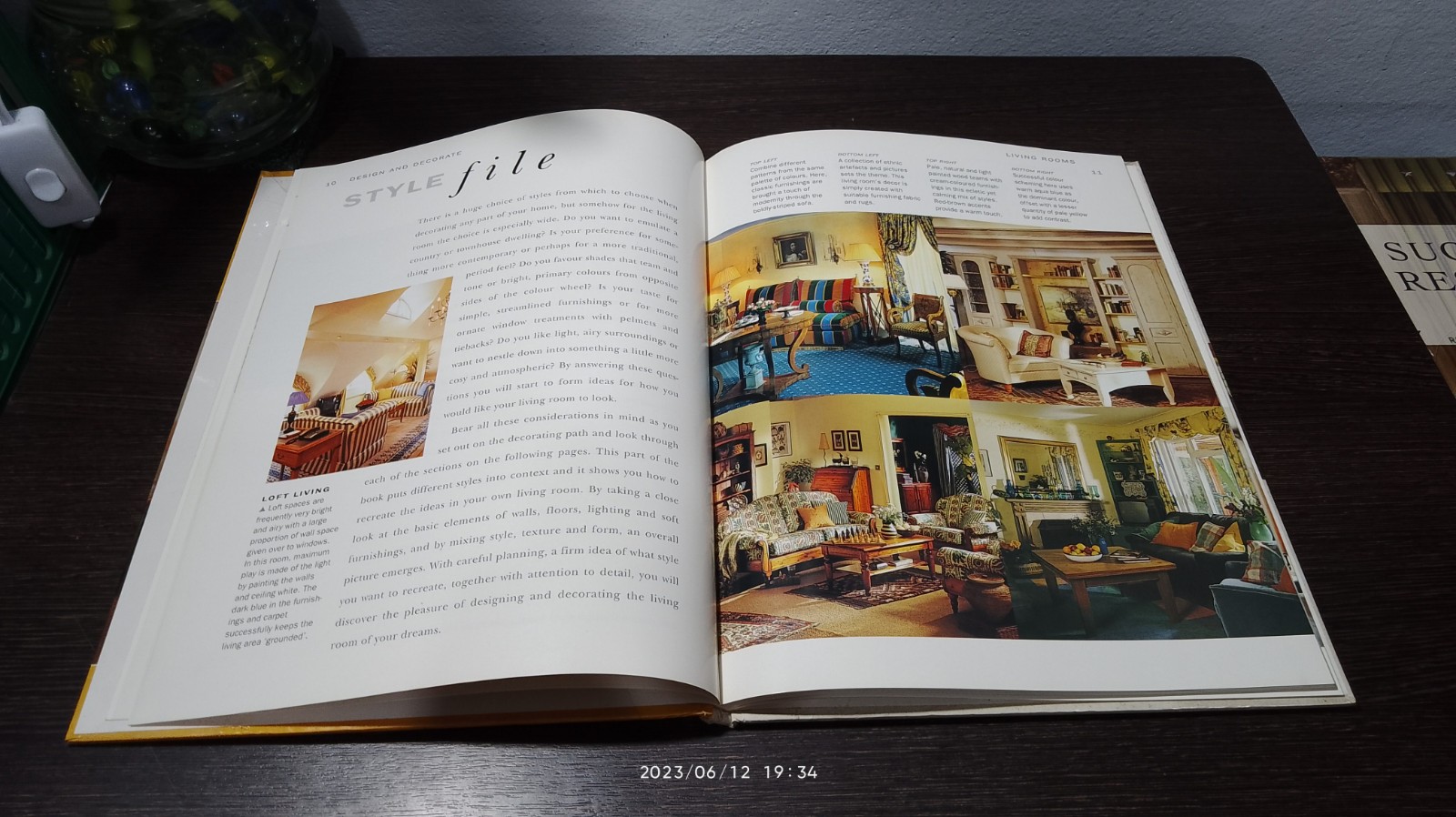 DESIGN and decorate LIVING ROOMS