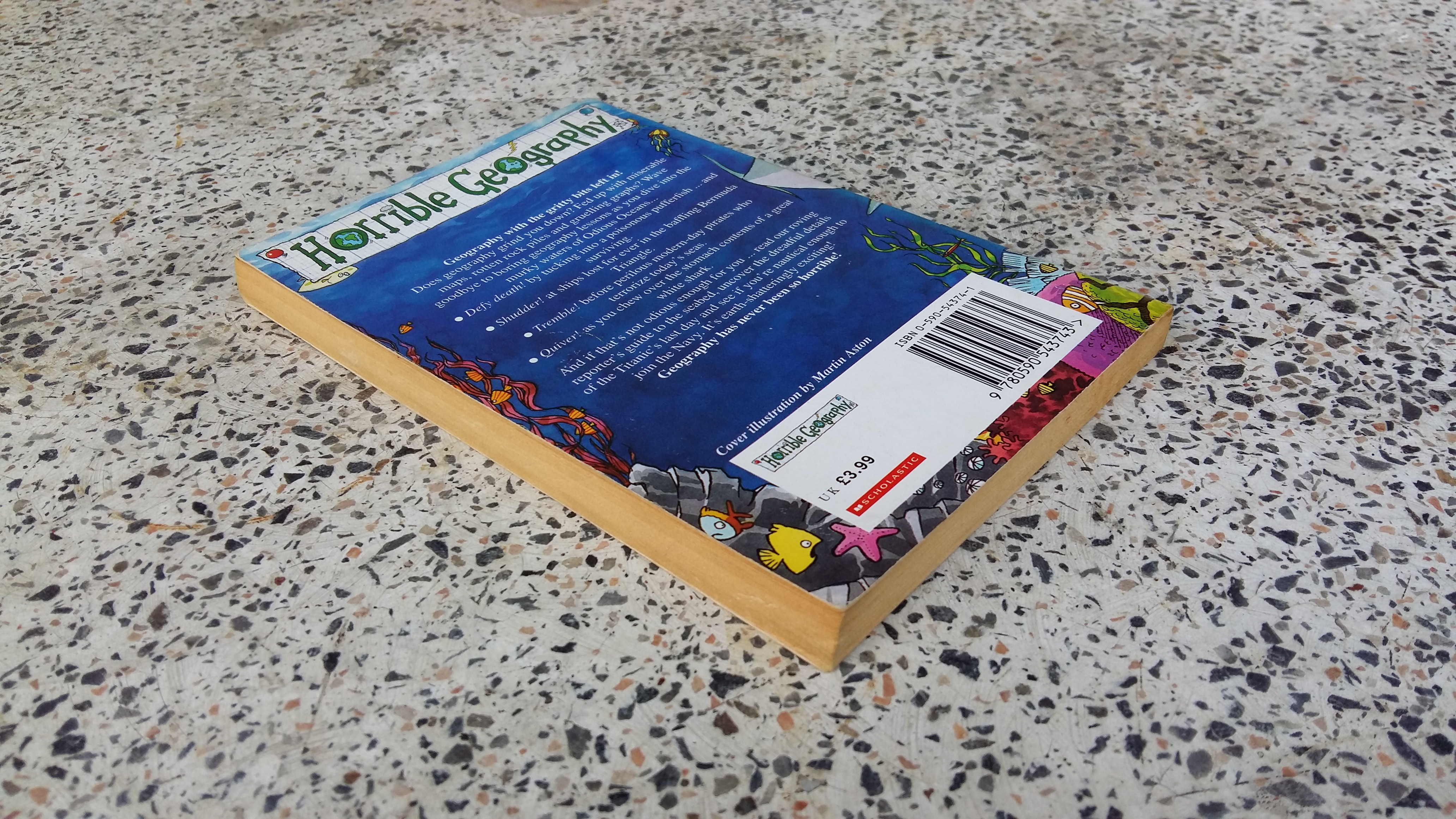 ODIOUS OCEANS / Anita Ganeri