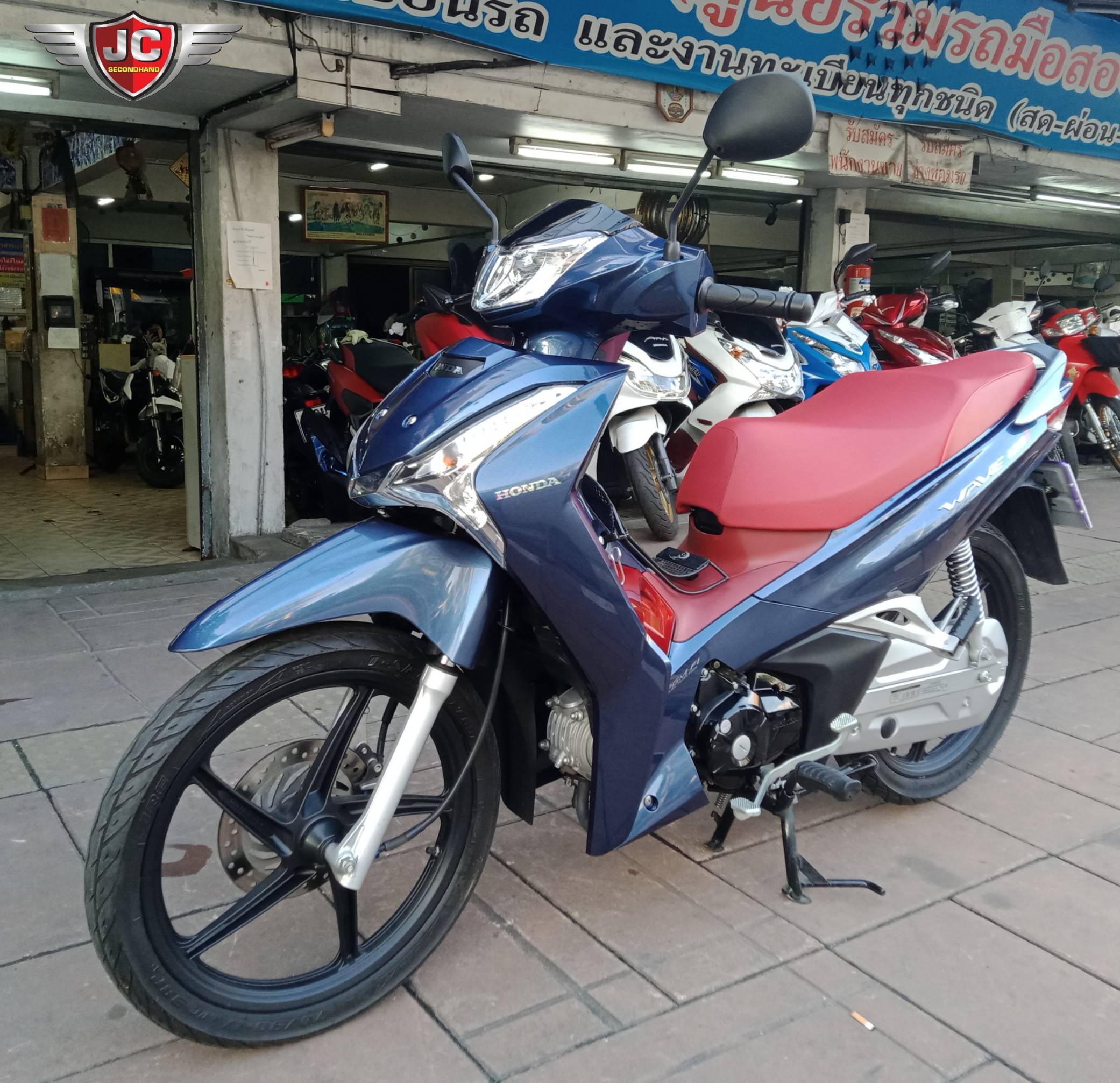 175 กิโล....มีอยู่จริง‼️All NEW WAVE125i ตัว TOP รถปี62 สภาพนางฟ้าตัวแม่ เครื่องไม่ต้องสืบ โคตรเดิม ชุดสีสวยแท้ทั้งคัน แทบหาตำหนิไม่เจอเลยจ้า เอาเป็นว่า แฝดรถใหม่เลยก็ว่าได้ ไม่พูดเยอะนะ ท่านใดอยากเป็นเจ้าของรีบมาดูตัวจริงให้ไวเลยค่ะ