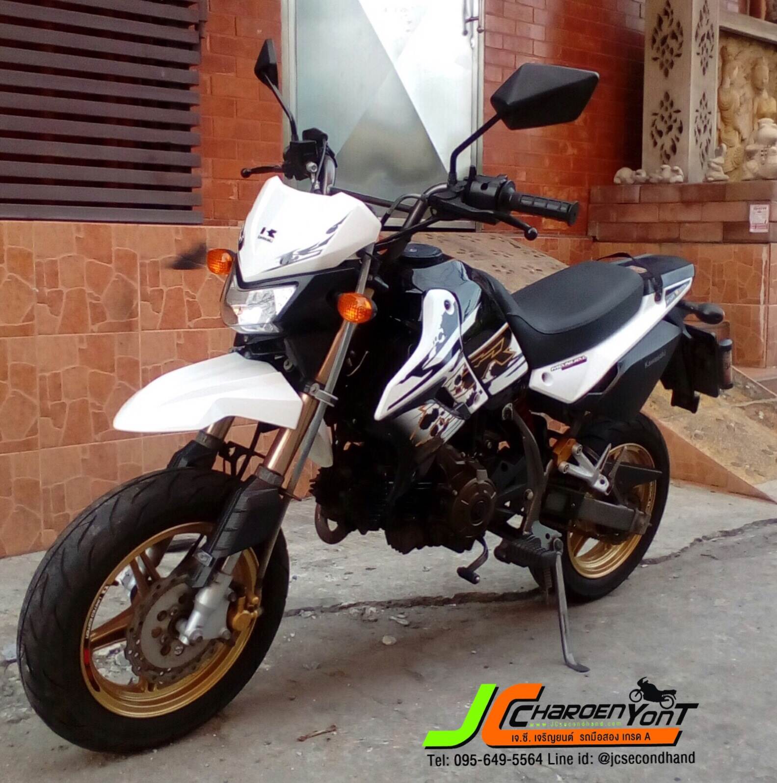 "รถบ้านมือเดียวผู้หญิงใช้" สภาพสวยโดนใจมาใหม่จ้า KAWASAKI KSR (PRO) รุ่นฉลองครบรอบ10ปี Limited edition รถจดทะเบียนกลางปี58 กันเลย "สตาร์ทมือ" อีกต่างหาก รถสวยเดิมจัดๆไมล์แท้ 7 พันโล