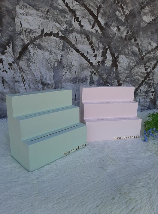 แท่นไม้วางโชว์เครื่องประดับ