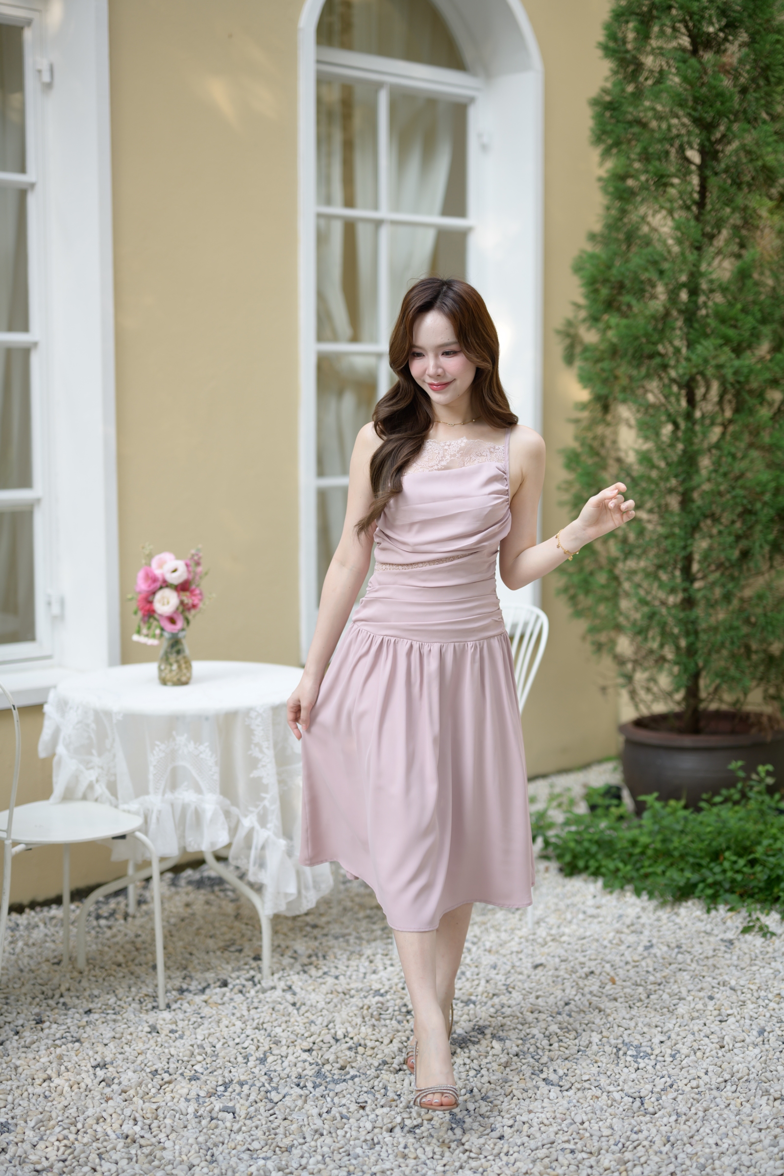 Elise Draped Lace Midi Dress : สีชมพู [Made by Pastel Time]