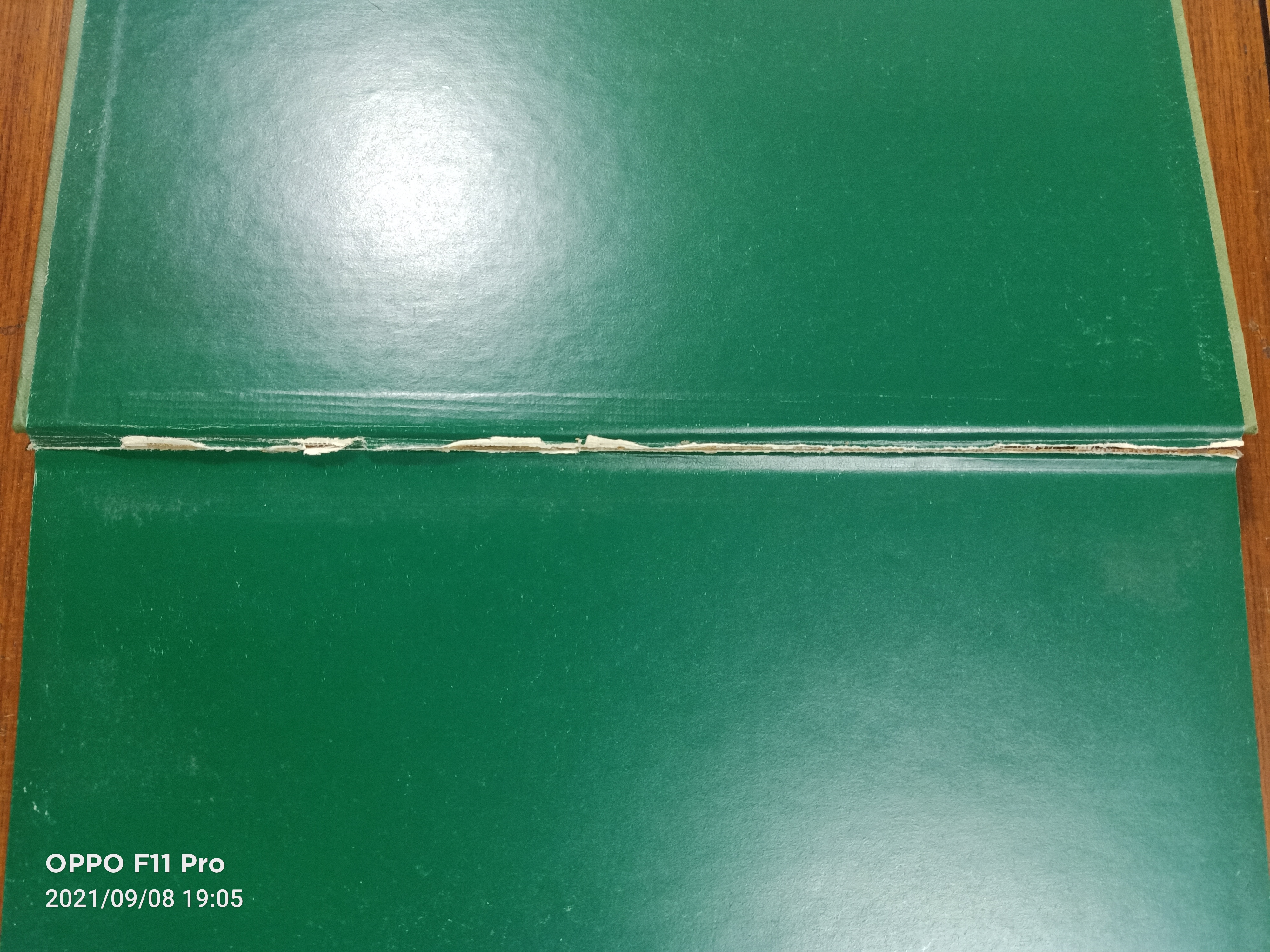 ORISTANO eil suo volto(หนังสือเล่มนี้สภาพไม่สมบรูณ์ด้านปกในตามรูปที่ถ่าย) / VICO MOSSA GIUSEPPE PAU