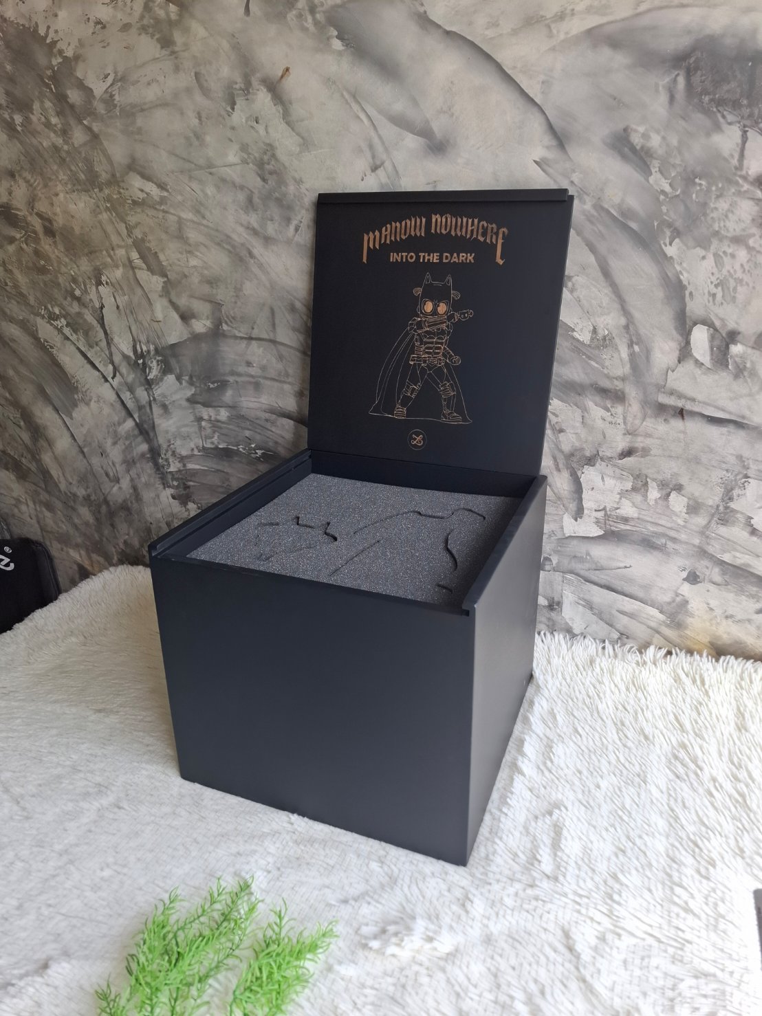 กล่องไม้ใส่โมเดล