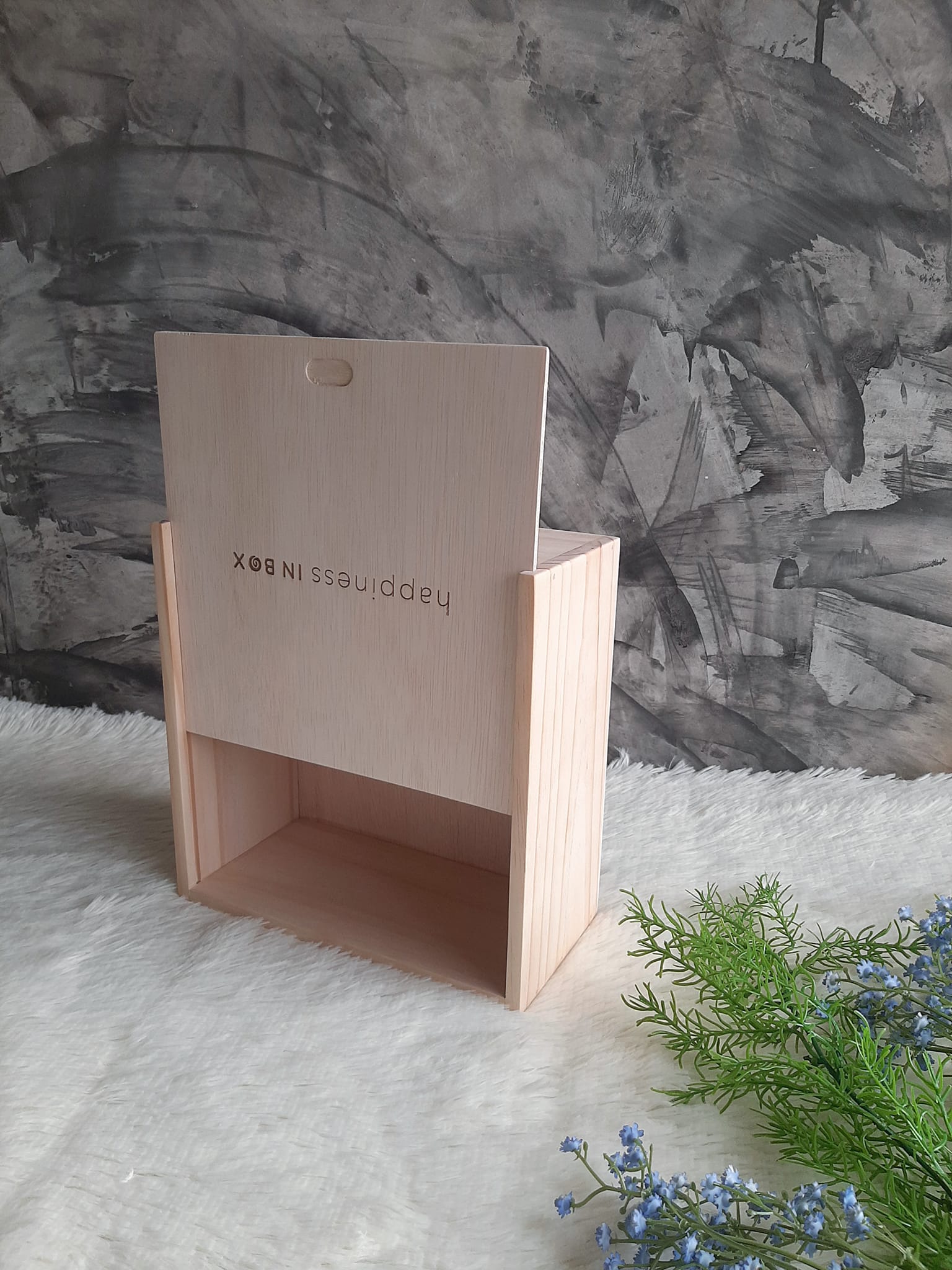 กล่องไม้สนฝาสไลด์