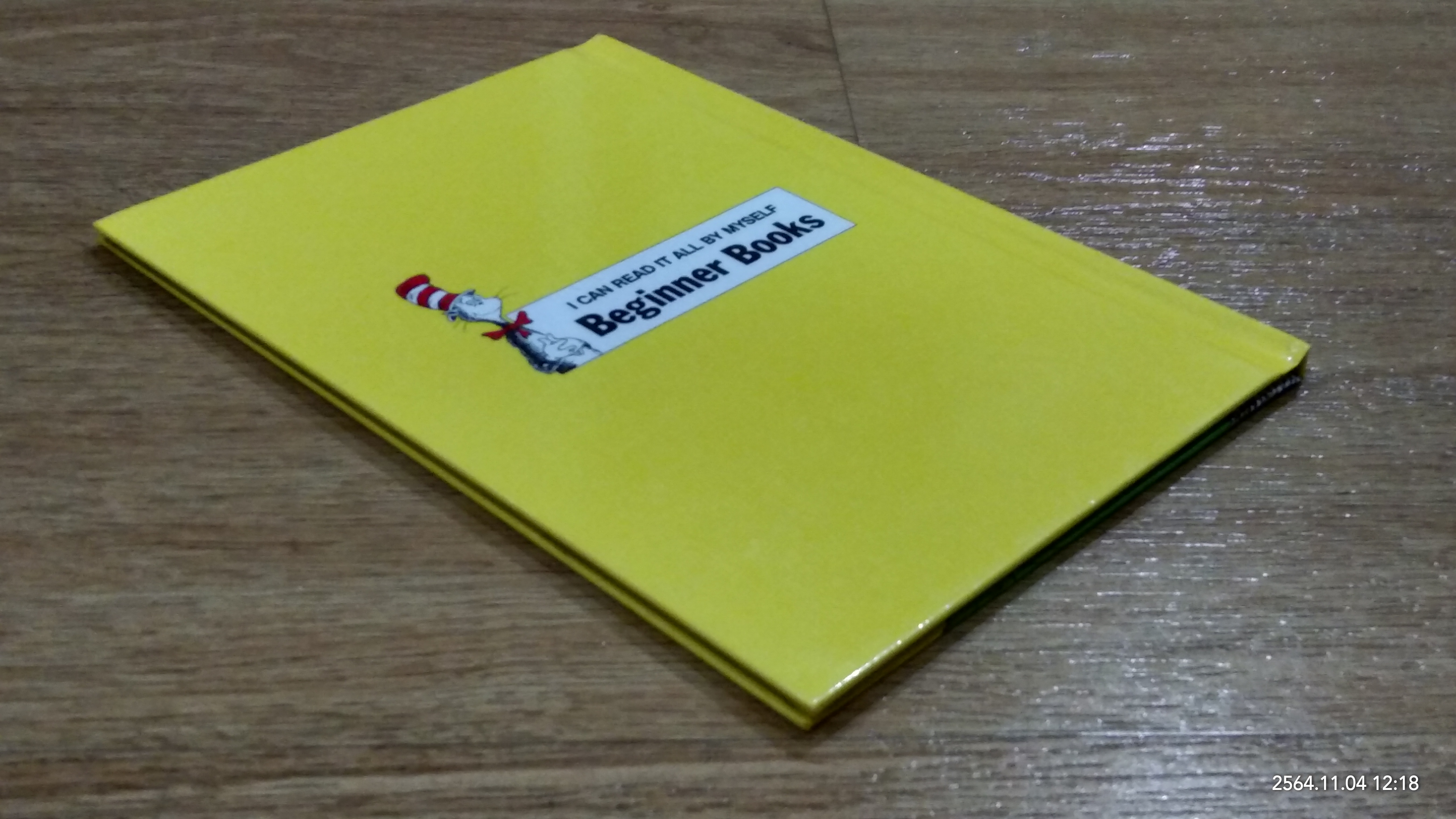 I can Read with My Eyes Shut ! / Dr.Seuss