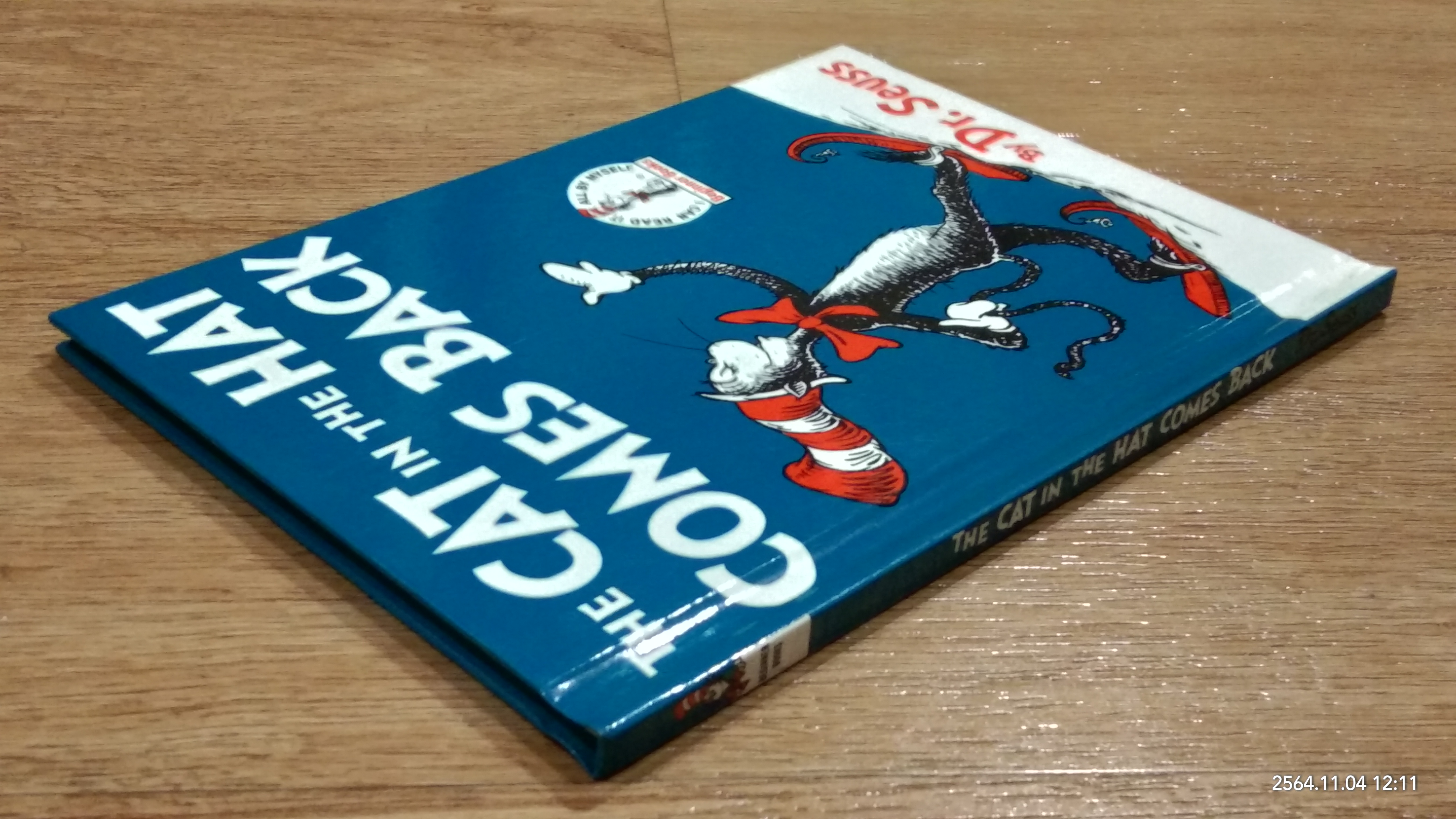 THE CAT IN THE HAT COMES BACK / Dr. Seuss