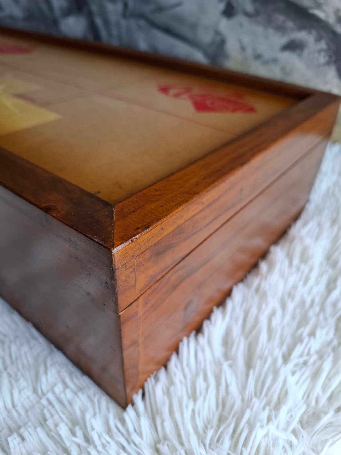 กล่องไม้ฝาล็อคอครีลิค