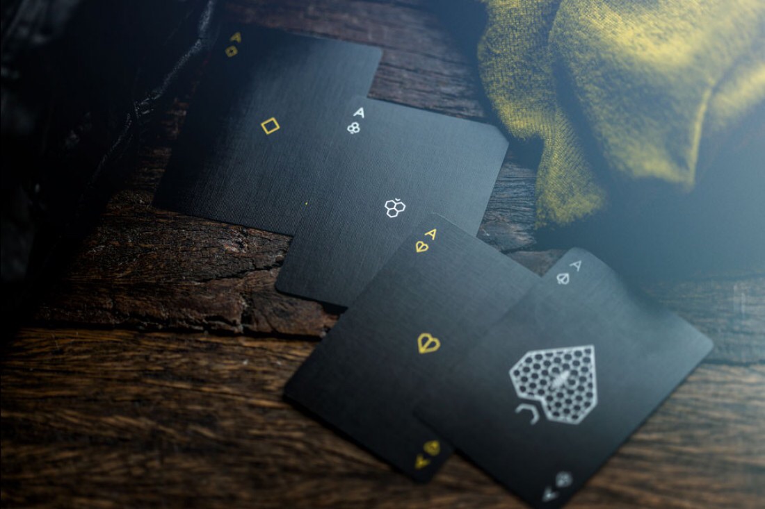 ขายไพ่ Bicycle Killer Bee Deck By Ellusionist