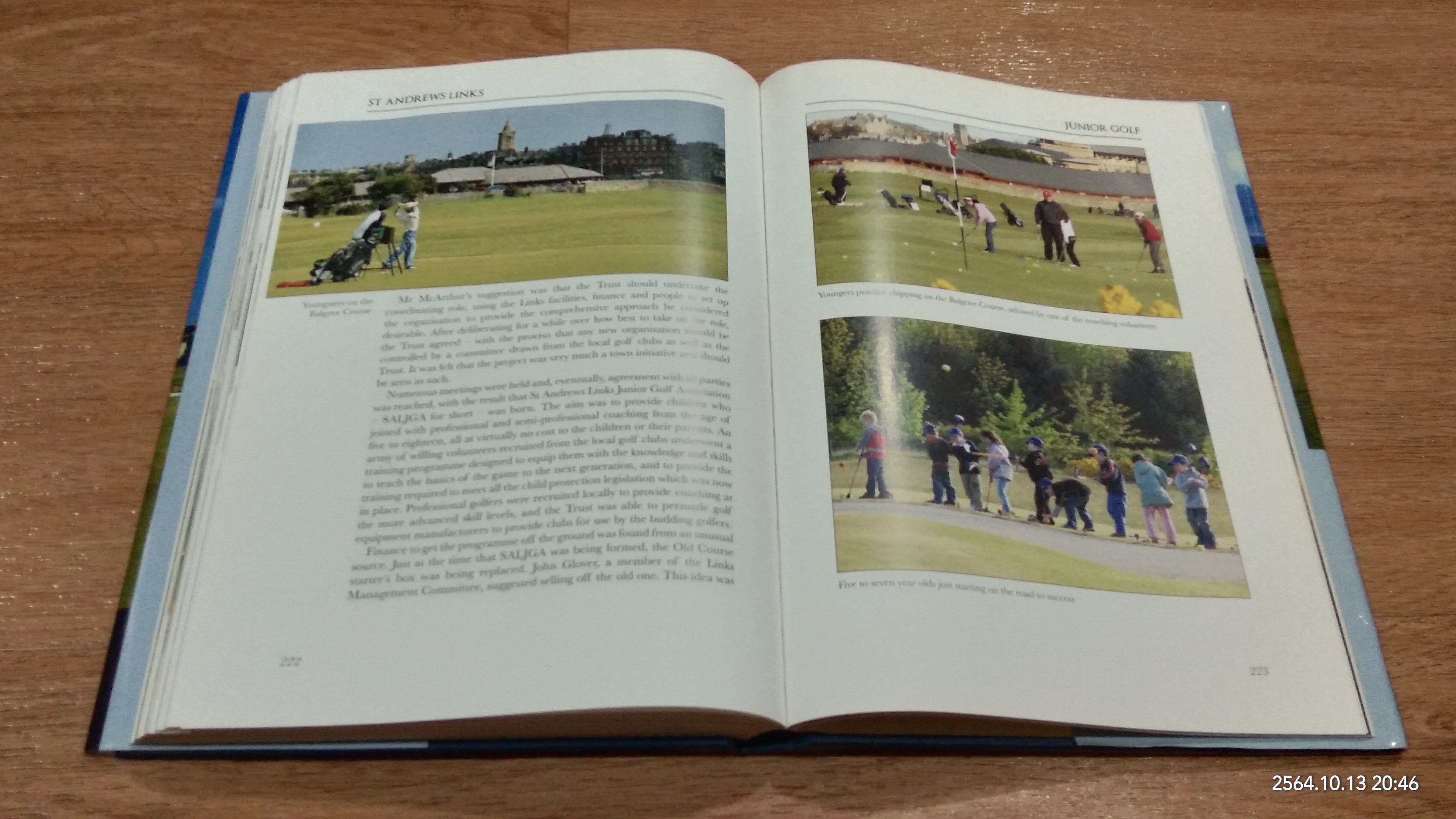 St Andrews Links Six Centuries of Golf / TOM JARRETT (มีรอยโดนน้ำ)