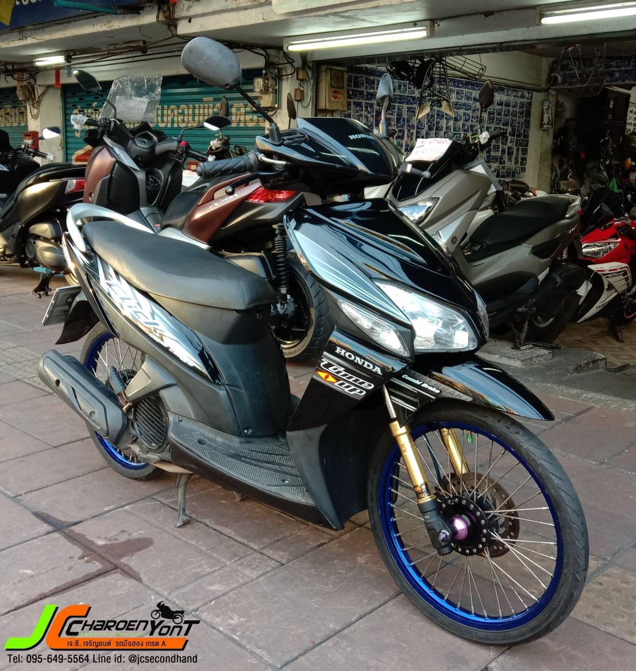รถบ้านแต่งแนวๆราคาเบาๆ HONDA CLICK110 จดทะเบียนปลายปี 49 สภาพครบๆ รถพร้อมใช้งาน เครื่องแน่นๆแนววัยรุ่น ขี่ดีศูนย์ไม้เสีย ชุดสีสภาพดีทั้งคัน