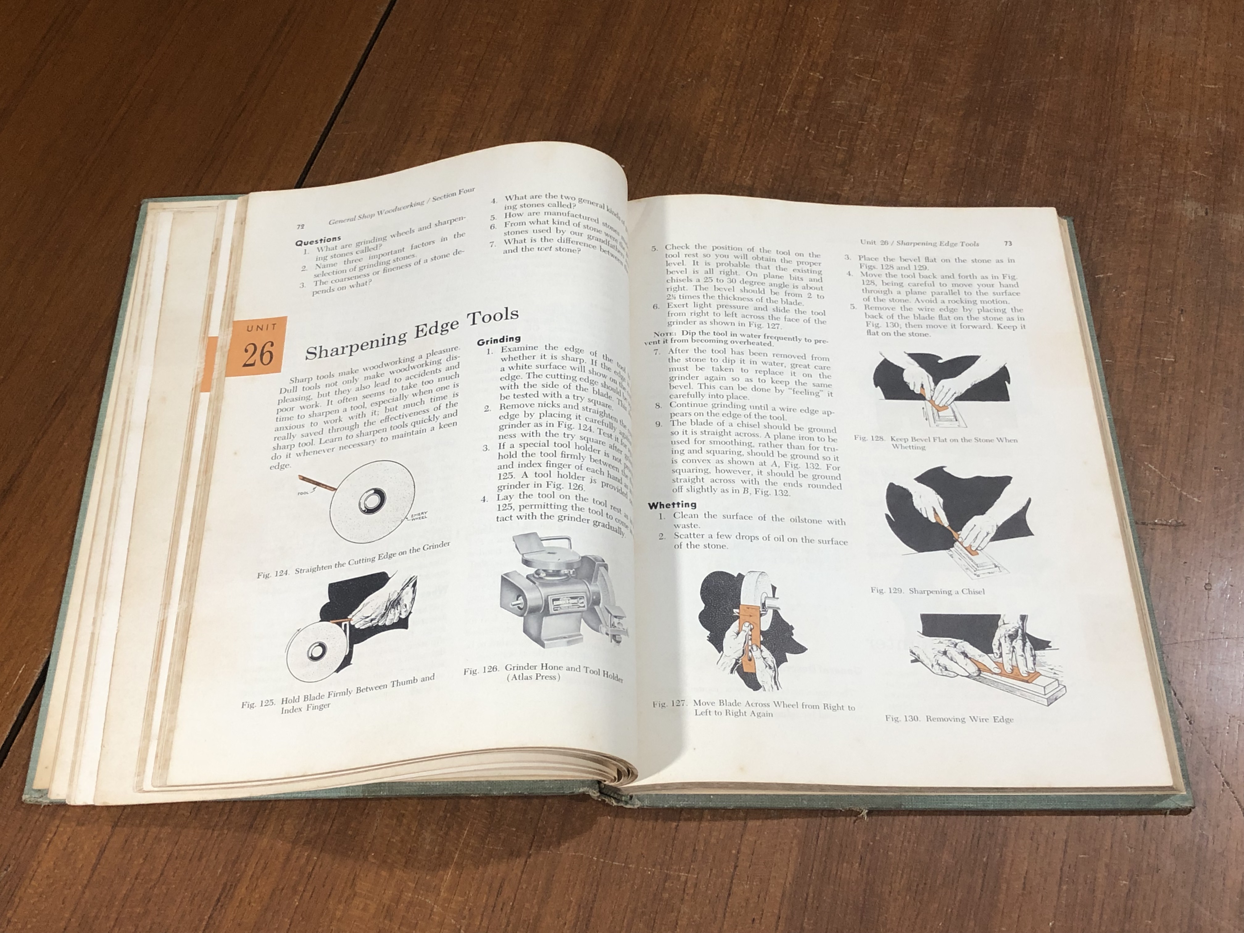 GENERAL SHOP BENCH WOODWORKING / Verne C. Fryklund and Armand J. La Berge Hardback