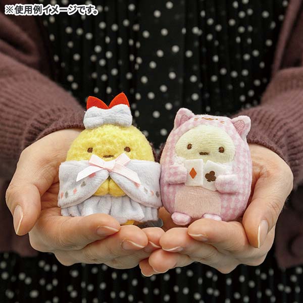 ตุ๊กตาตัวเล็ก Sumikko Gurashi - Sumikko in Wonderland ไซส์ ss แบบหางกุ้งเป็น Alice ขนาด 7 x 5 x 4.5 ซม.