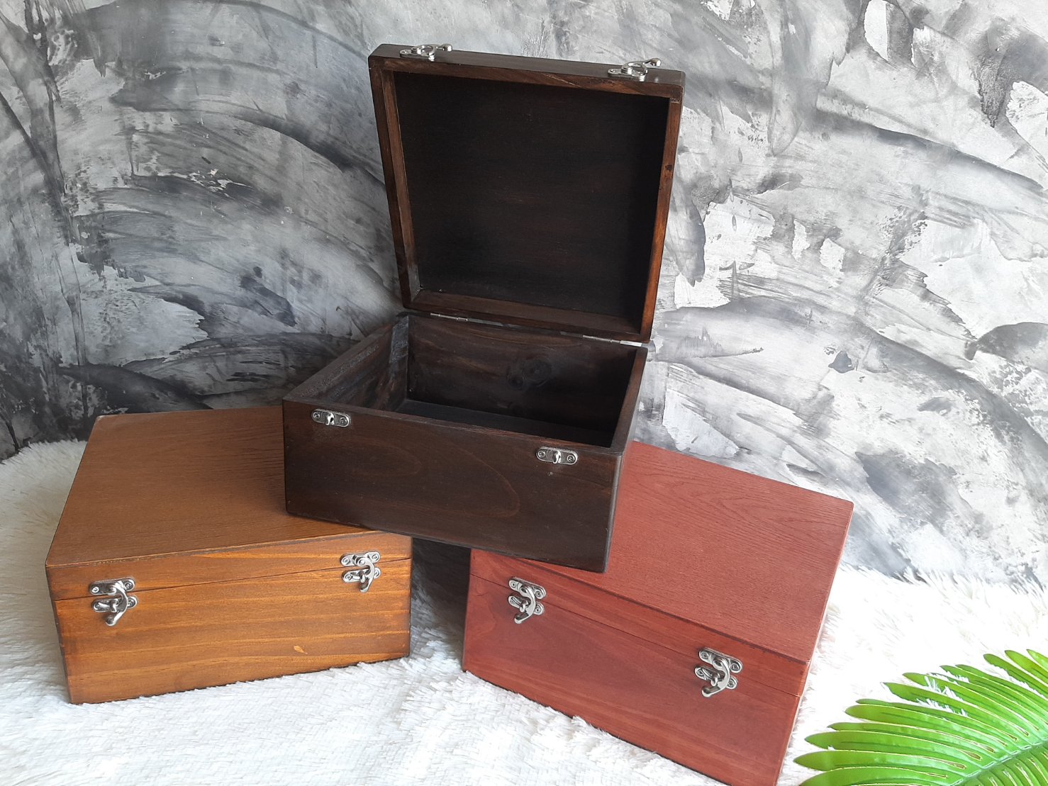 กล่องไม้แบบฝาล๊อคได้