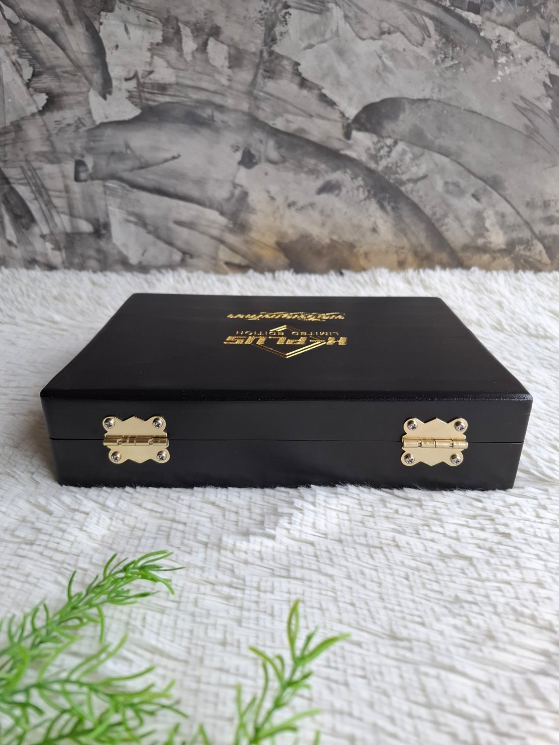 กล่องไม้ใส่ชุดยาไก่ซน