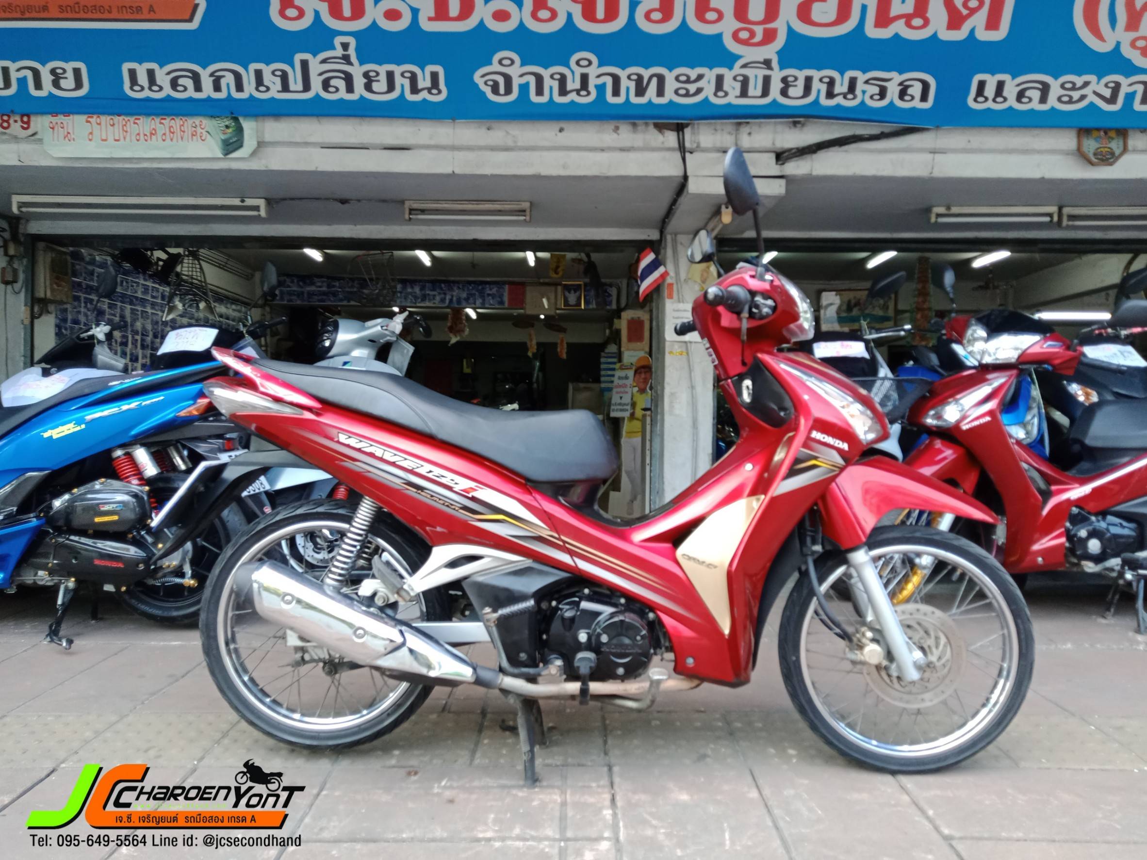 รถบ้านเดิมๆเทิร์นมา" HONDA WAVE 125i สตาร์ทเท้า รถปลายปี55 สภาพดูรู้เลยว่าบ๊านบ้าน เครื่องเดิมไม่แกะ สีแท้ทั้งคัน สึกหรอไปตามอายุุการใช้งาน