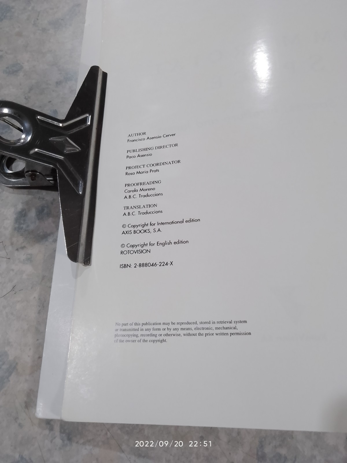 COMMERCIAL SPACE : OFFICES. SPACES, FURNITURE AND LAMPS