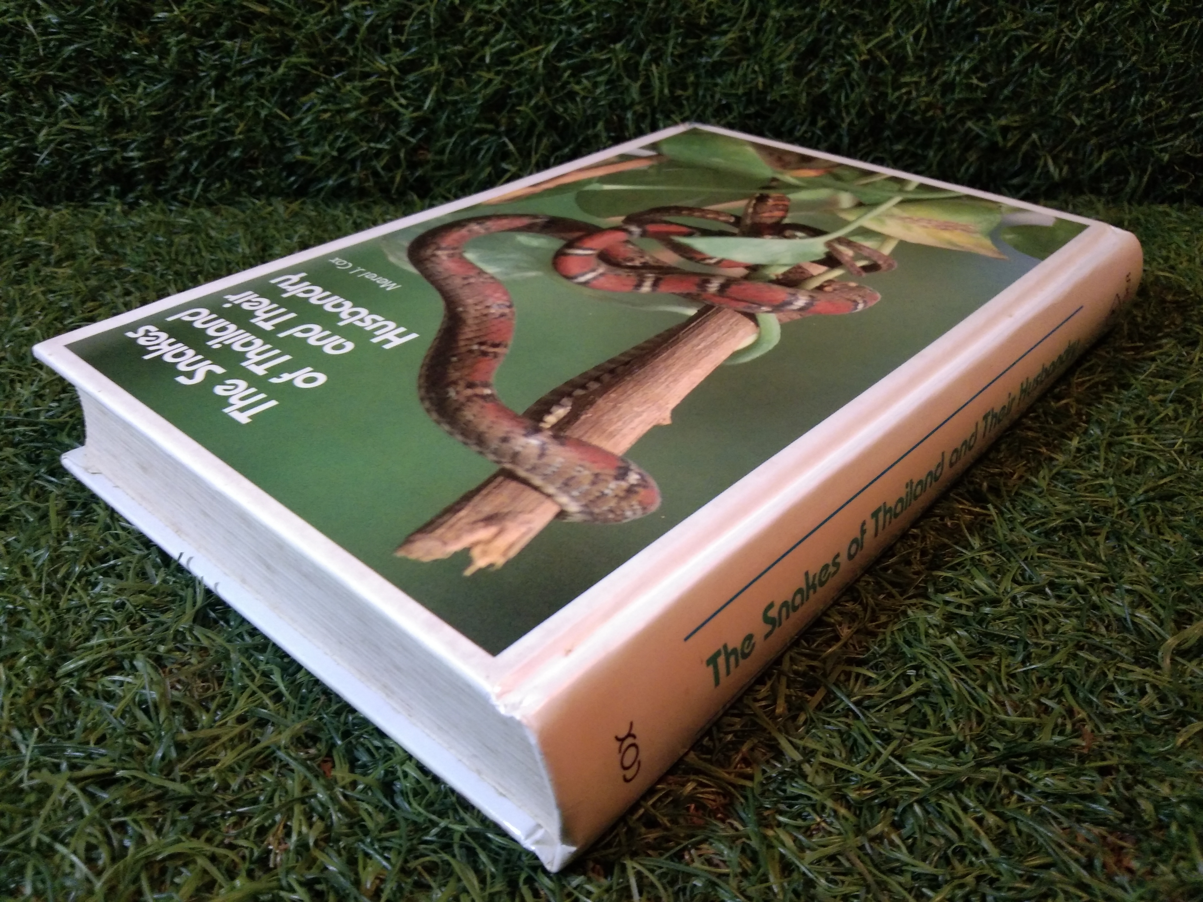 The Snakes of Thailand and Their Husbandry / Merel.J.Cox