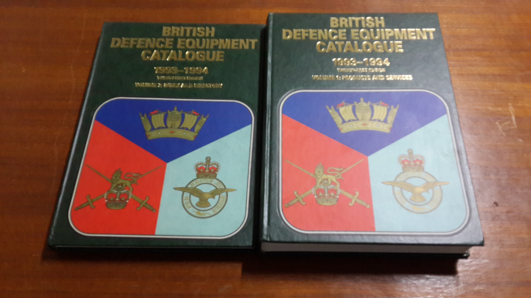 BRITISH DEFENCE EQUIPMENT CATALOGUE 1993-1994 TWENTY-FIRST EDITION : VOLUME 1-2