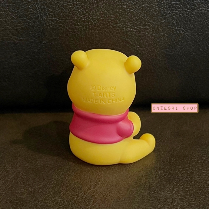โมเดล Disney Characters A little sitting Soft Vinyl Figure ขนาดสูง 6 ซม. กว้าง 3 ซม. ตัวใหญ่ น่ารัก ตั้งได้ มี 4 แบบให้เลือก (สีจริงจะไม่ขาวเท่ารูปในเว็บนะคะ อย่างแมวมารีจะออกแนวสีครีม ๆ หน่อย)