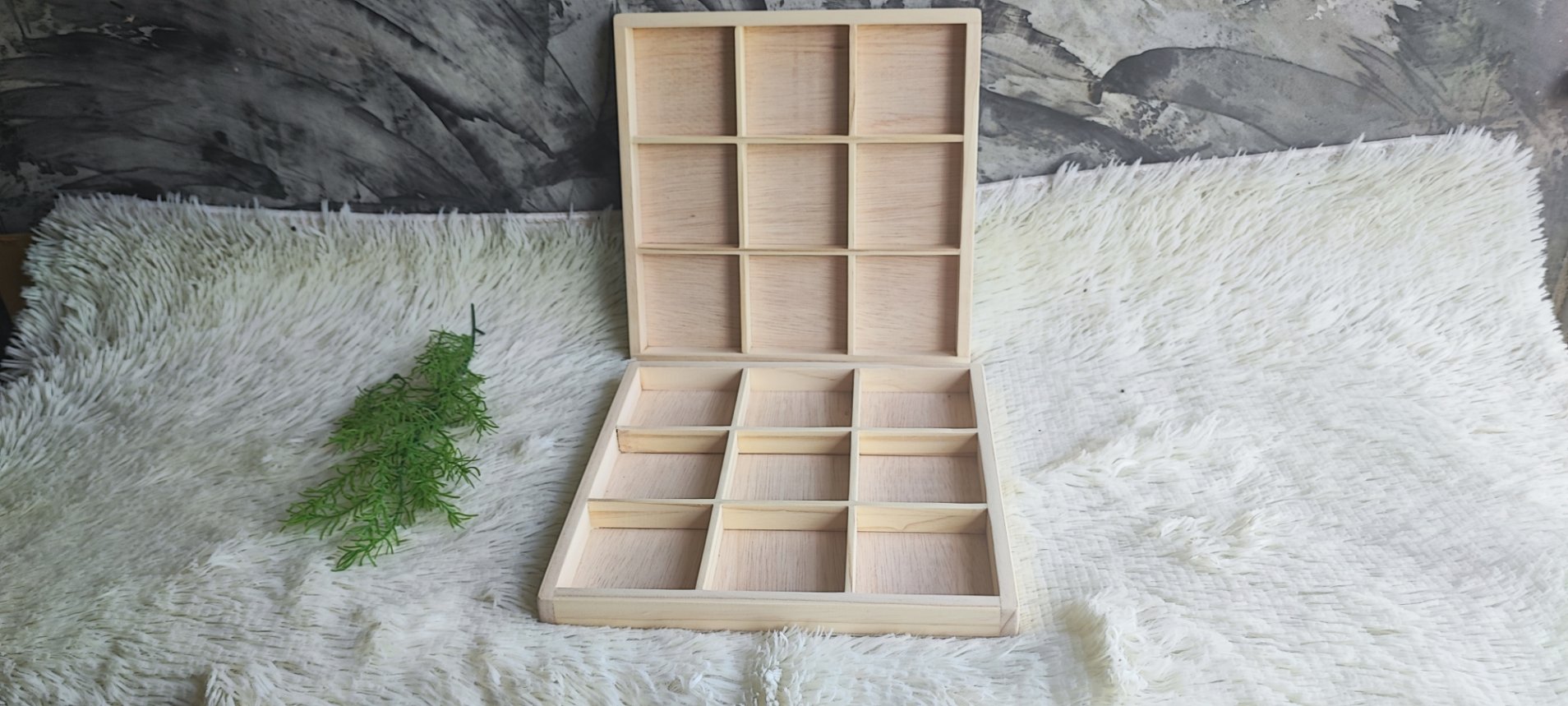 งานถาดไม้สน