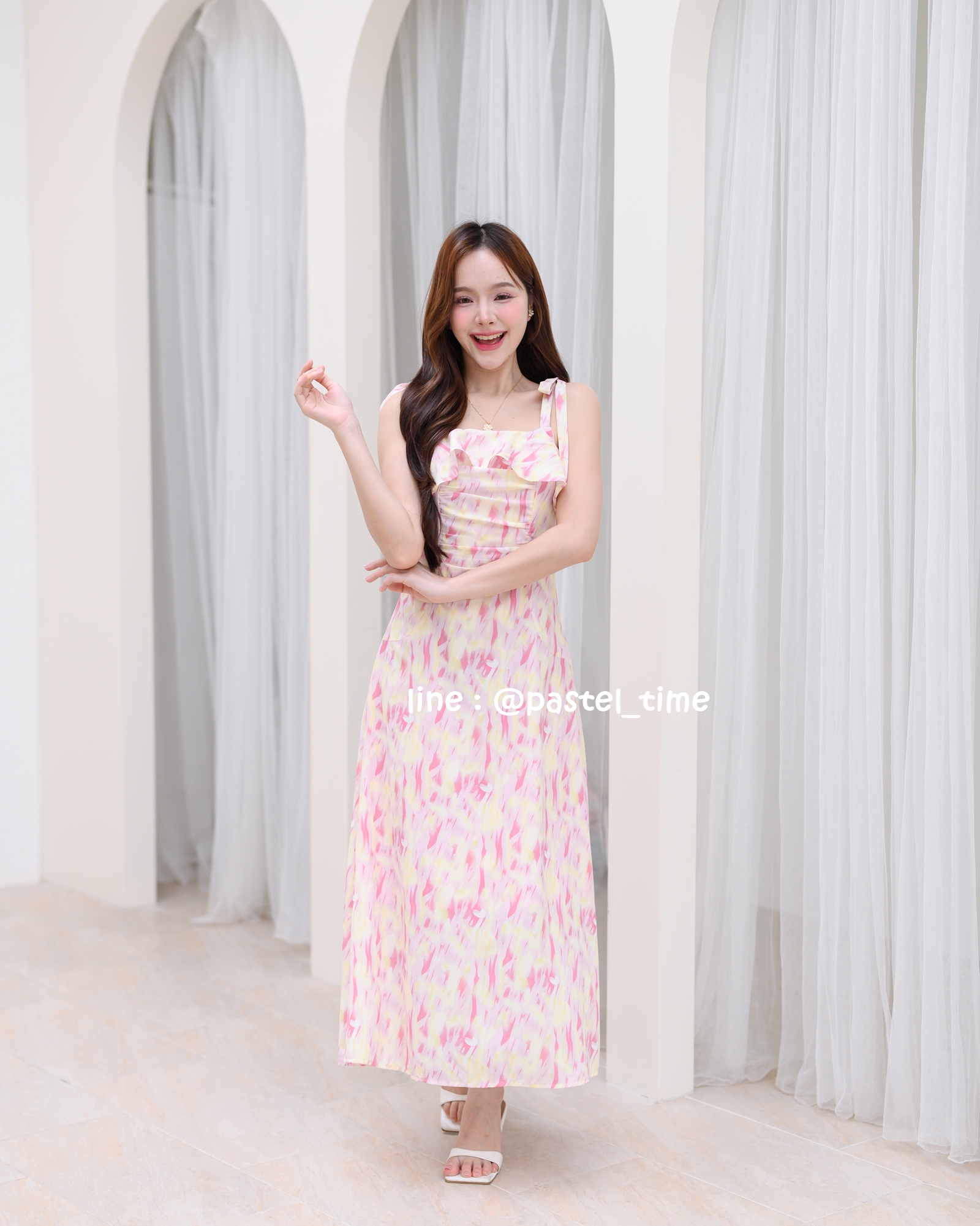 Love in a mist Maxi dress – ลายสีน้ำโทนสีชมพู