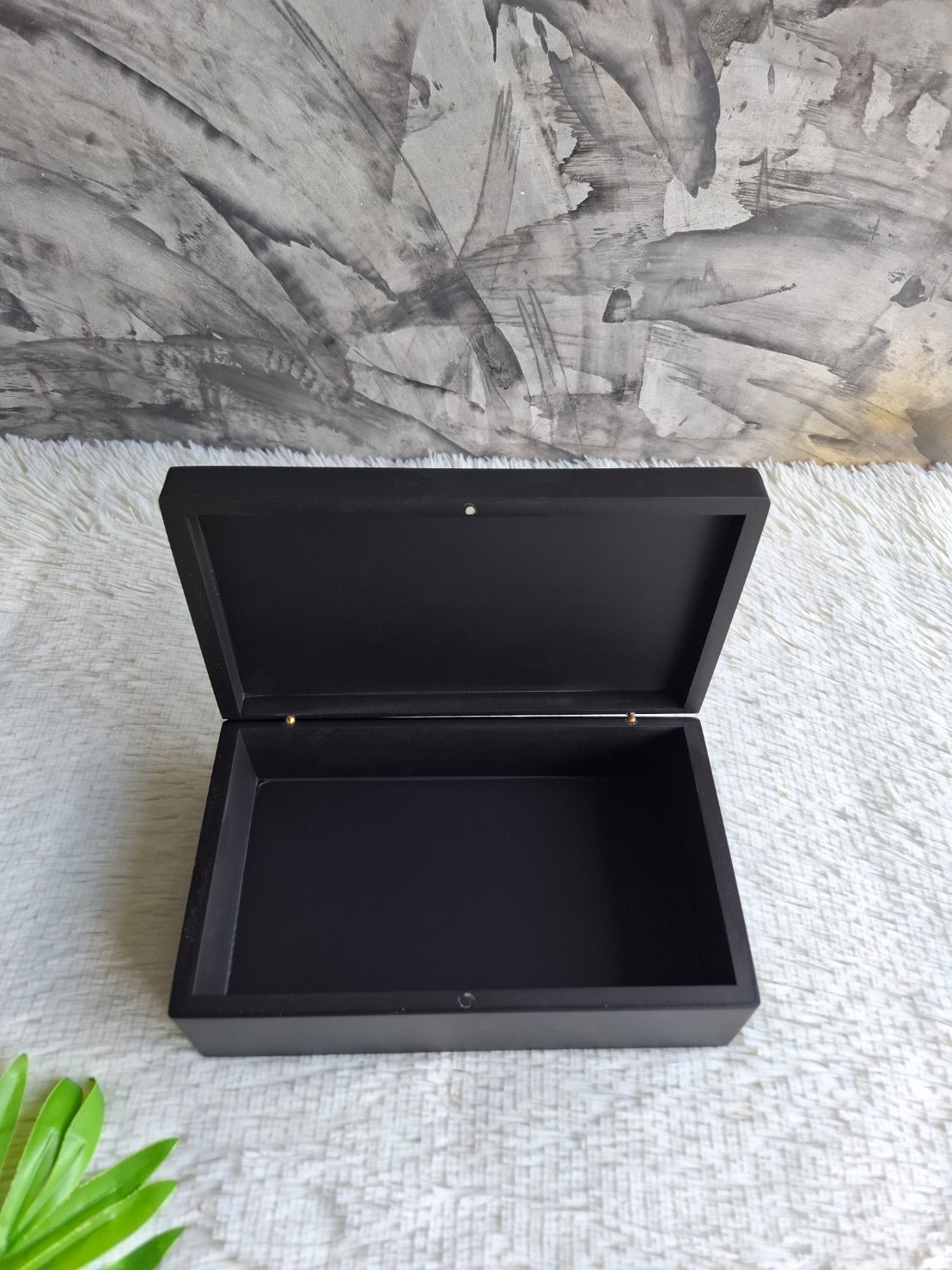 กล่องไม้สัก