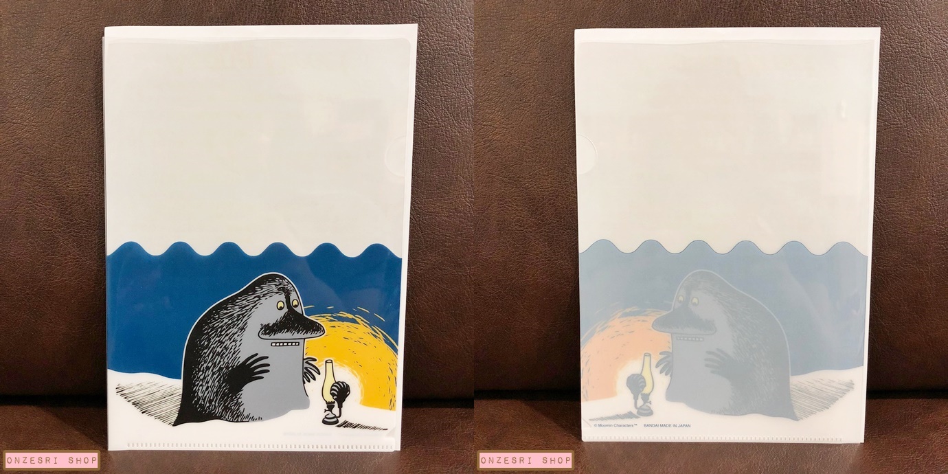 แฟ้มเล็กขนาด A5 ขนาด 14.5 x 20.5 ซม. Moomin Mini Clear File เป็นแฟ้มใสแบบเห็นข้างใน มาพร้อมซองกระดาษใส่ลายเฉพาะ ไม่มีวางจำหน่ายทั่วไป ต้องกดตู้ที่ญี่ปุ่นมา มี 6 แบบให้เลือก