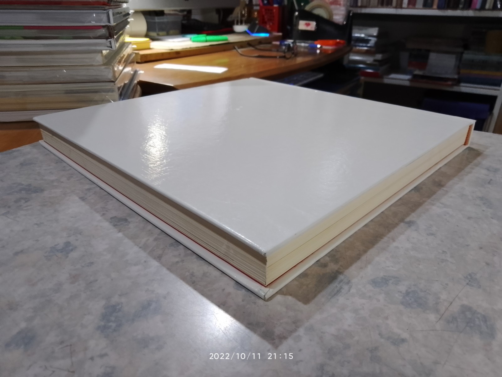 เจ้านายเล็กๆ - ยุวกษัตริย์ (เล่มใหญ่ปกแข็งไม่มีใบหุ้มปก) / กัลยาณิวัฒนา