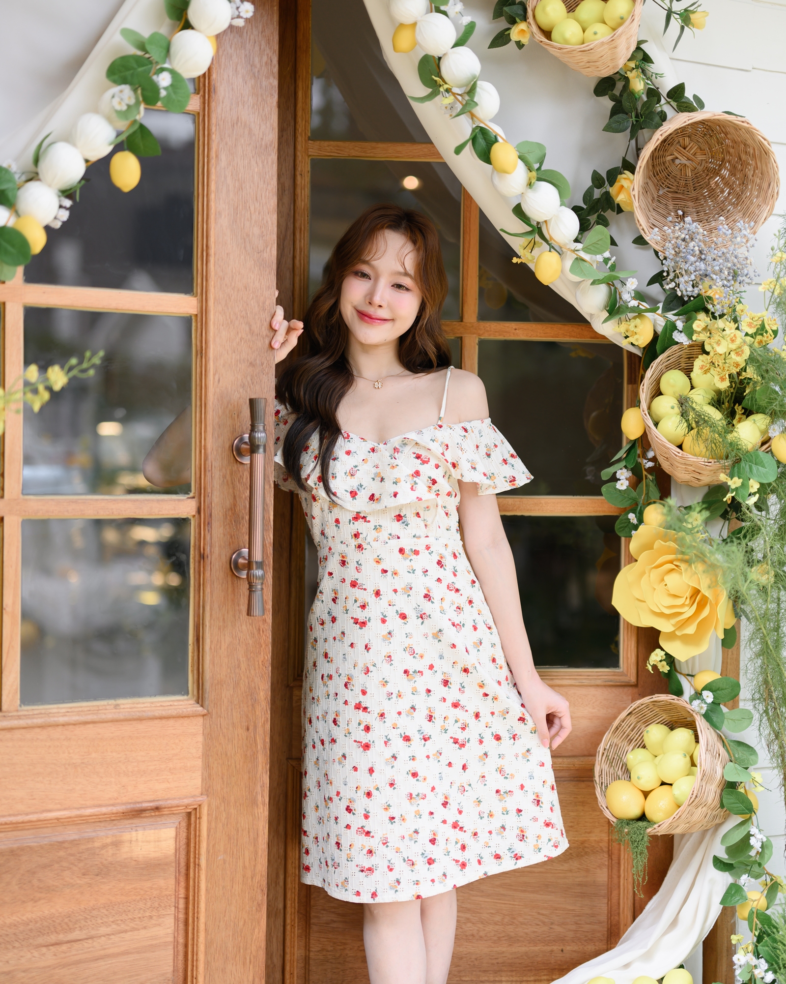 Hanano Yume Off-shoulder Dress