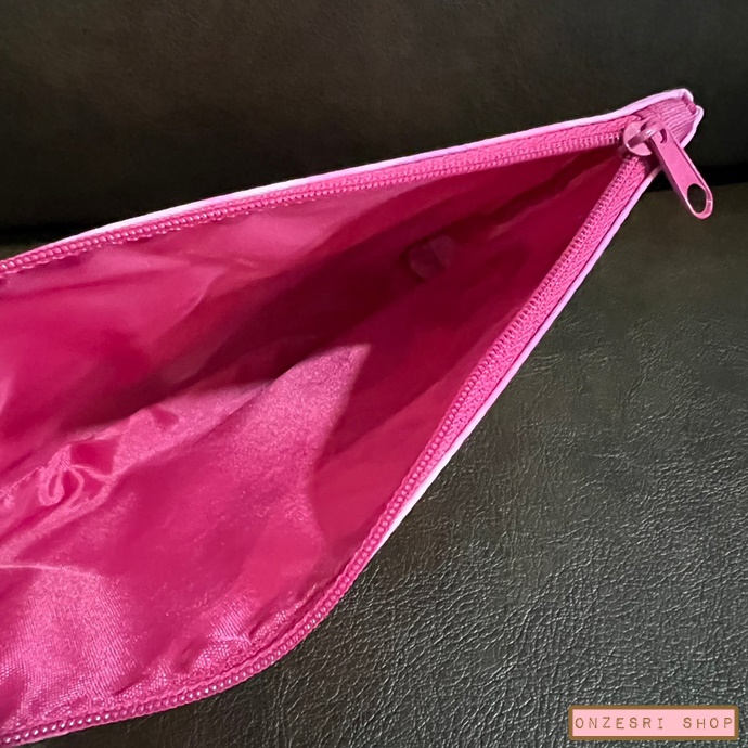 กระเป๋า Love Live! Museum—μ’s meet The Powerpuff Girls Pouch (Japan Limited) สีชมพู ขนาด 20 x 11.5 x 2 ซม. ทำจากผ้า
