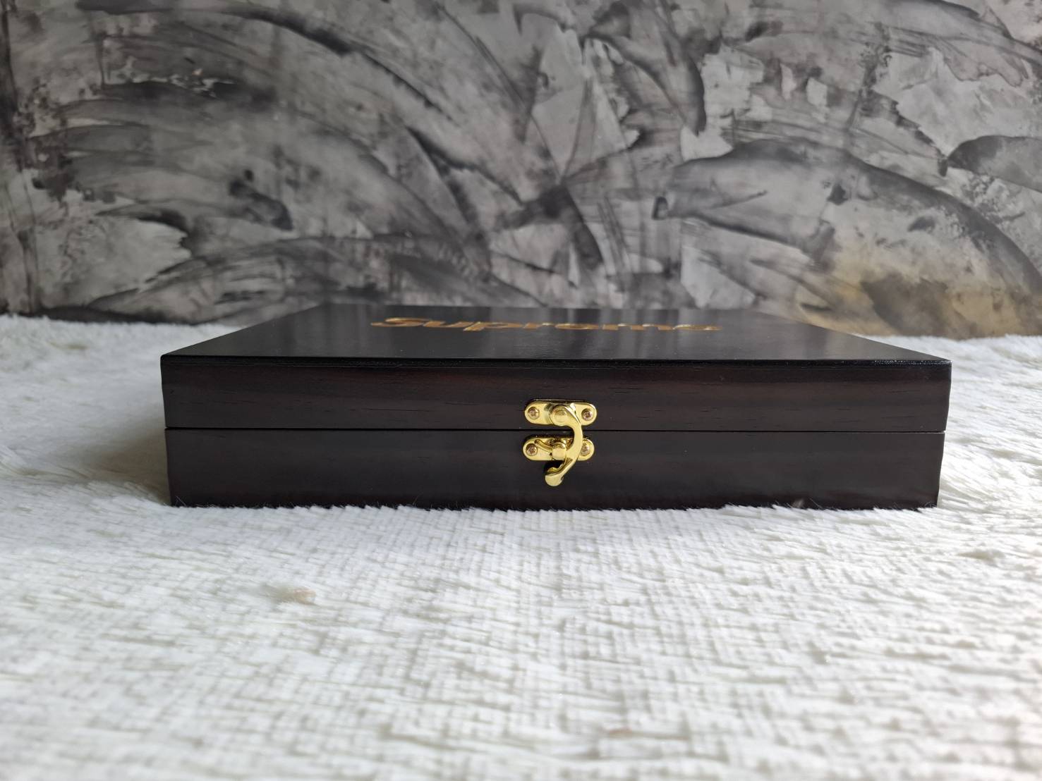 กล่องใส่เหรียญวัตถุมงคล