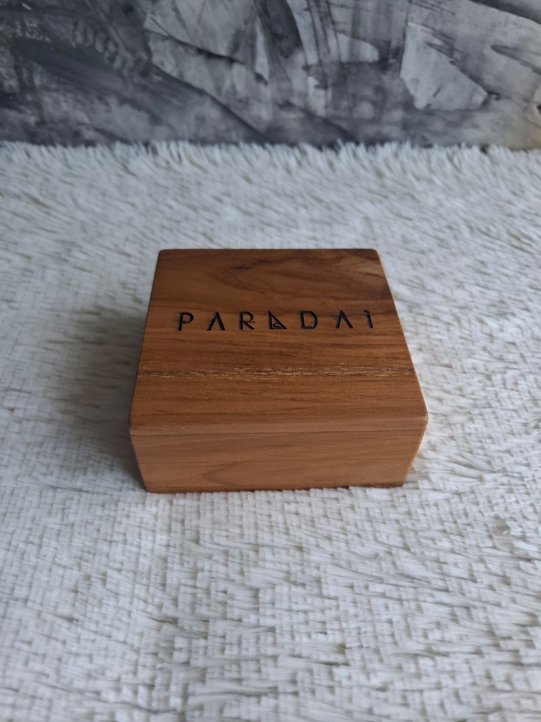 กล่องไม้สักจริง