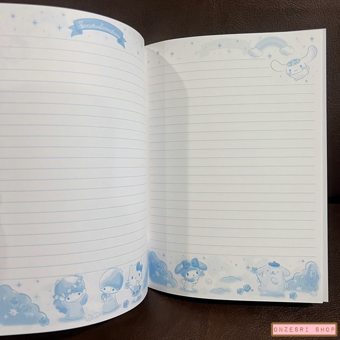 สมุด Sanrio Characters x Asahi Notebook (Limited) รวมลายตัวคาแรคเตอร์ Sanrio สีขาวน้ำเงิน ขนาด 14.8 x 21 ซม. (A5) มี 32 หน้า ของพรีเมียมจาก Asahi ญี่ปุ่น
