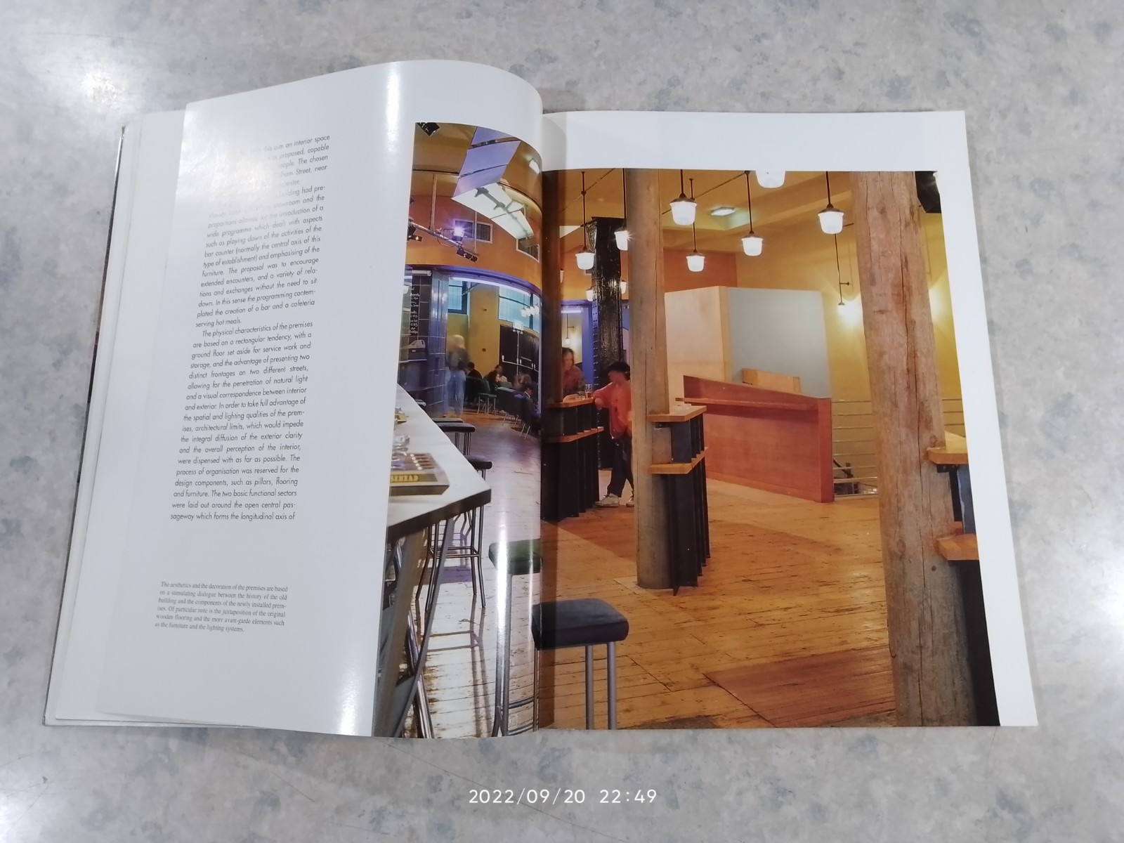 COMMERCIAL SPACE : BARS