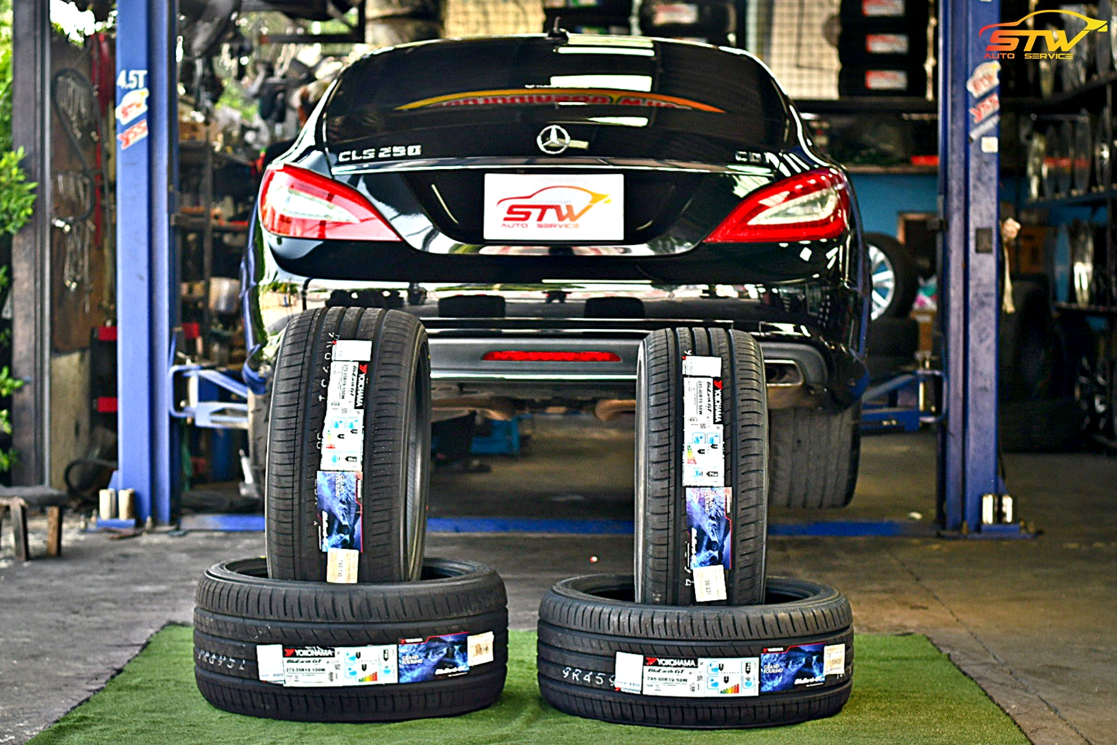 ยาง YOKOHAMA BluEarth-GT AE51 F 245/40R19 98W R 275/35R19 100W ติดตั้งใส่ Mercedes Benz CLS250