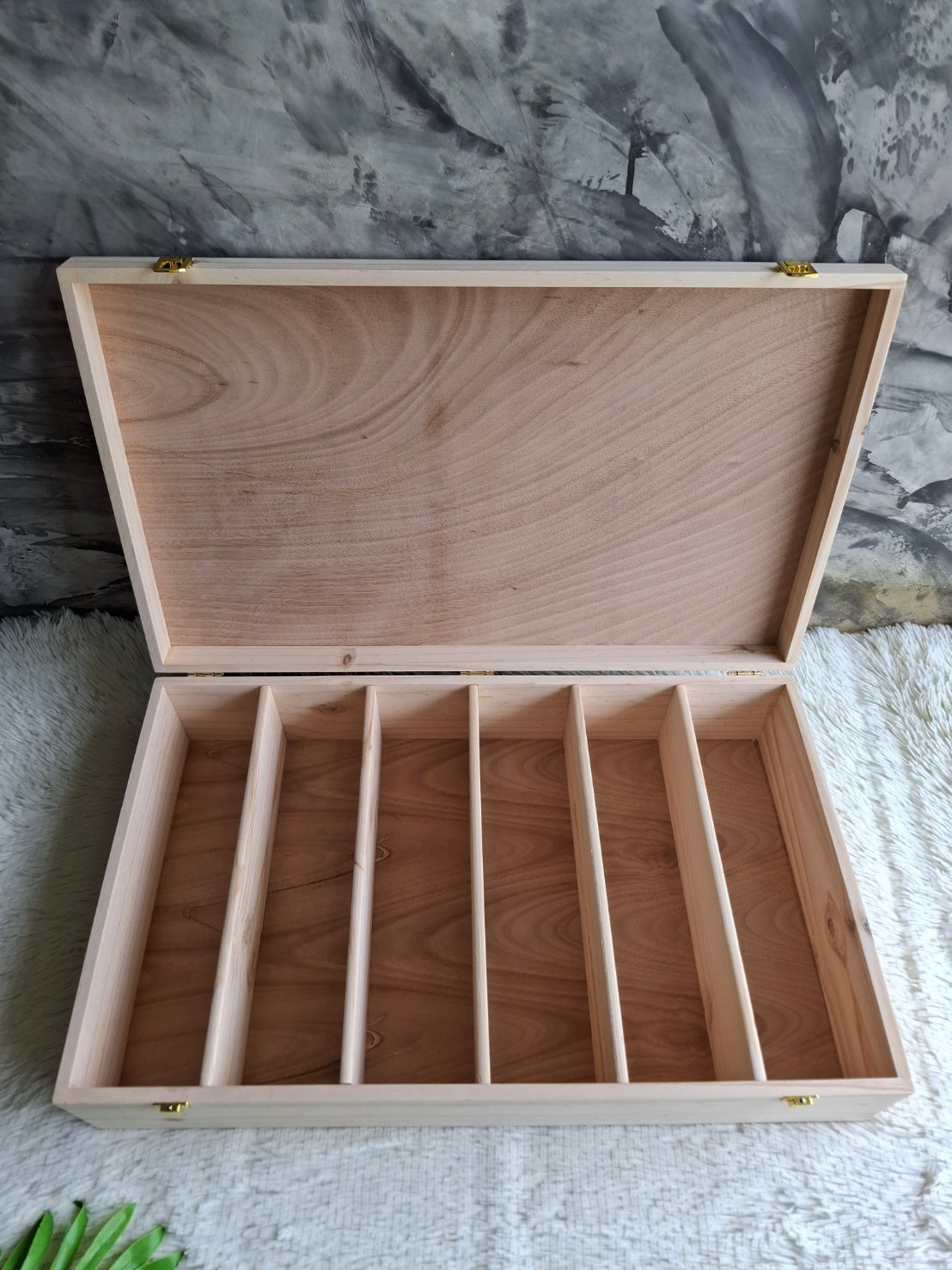 กล่องใส่ไวน์แบบ 6 ขวด