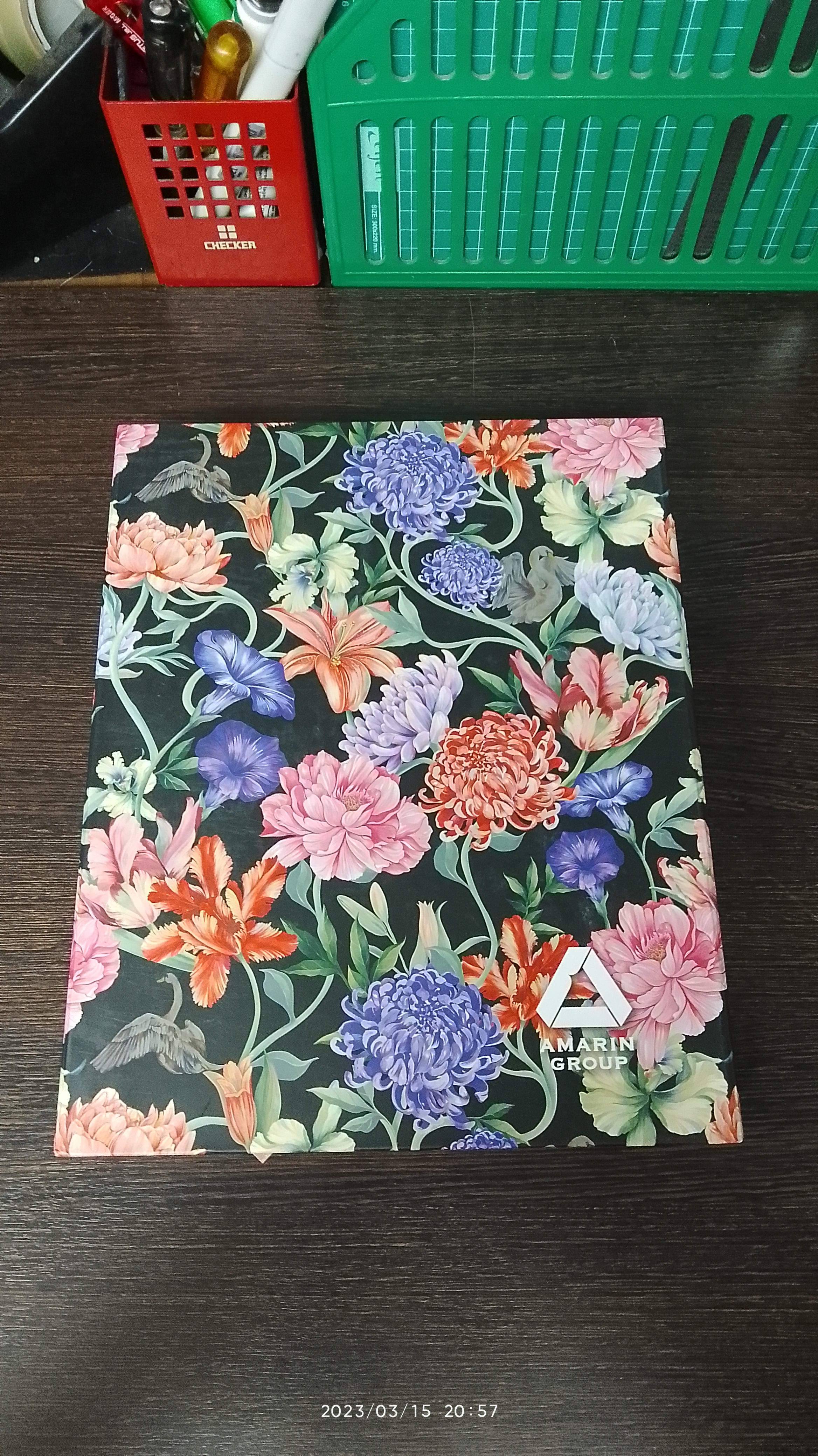 รวมพันธุ์ไม้ดอก...Flowering Plants + ไดอารี่ พร้อมกล่อง / อุไร จิรมงคลการ