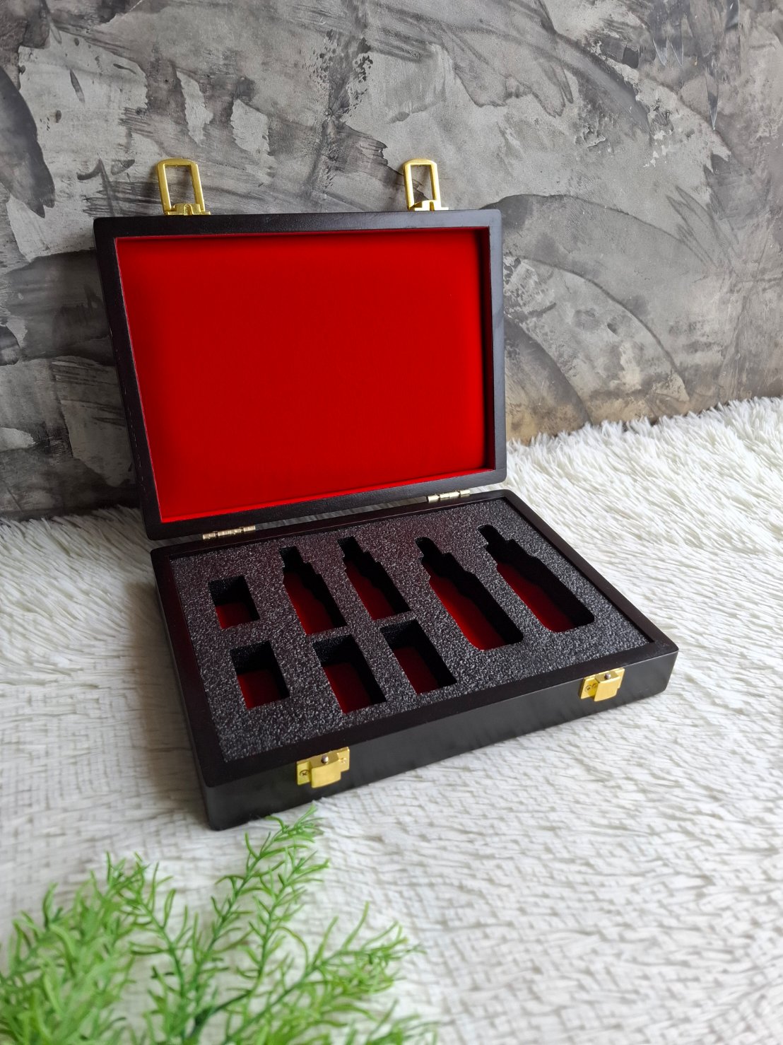 กล่องไม้ใส่ชุดยาไก่ซน