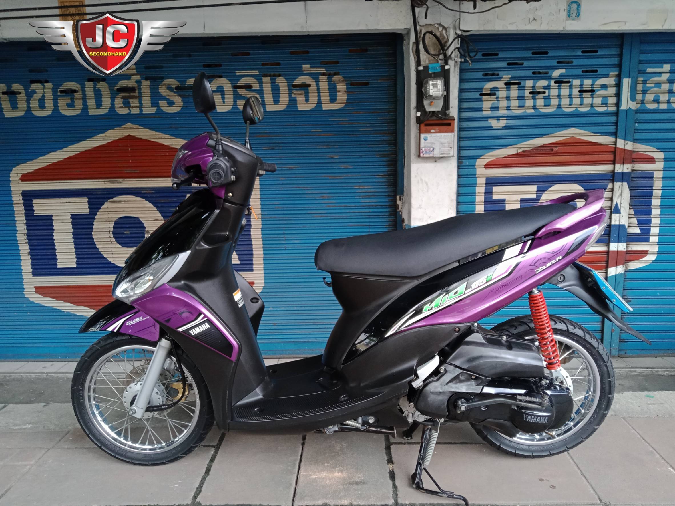 "รถบ้าน น่าใช้ม๊าาก จิ๋วแต่แจ๋ว" Yamaha mio115i จดทะเบียนปี55 สถาพสวยเดิมเครื่องดีขี่นิ่มไม่มีปัญหา ชุดสีแท้ทั้งคันมีตำหนิบ้างเล็กน้อย