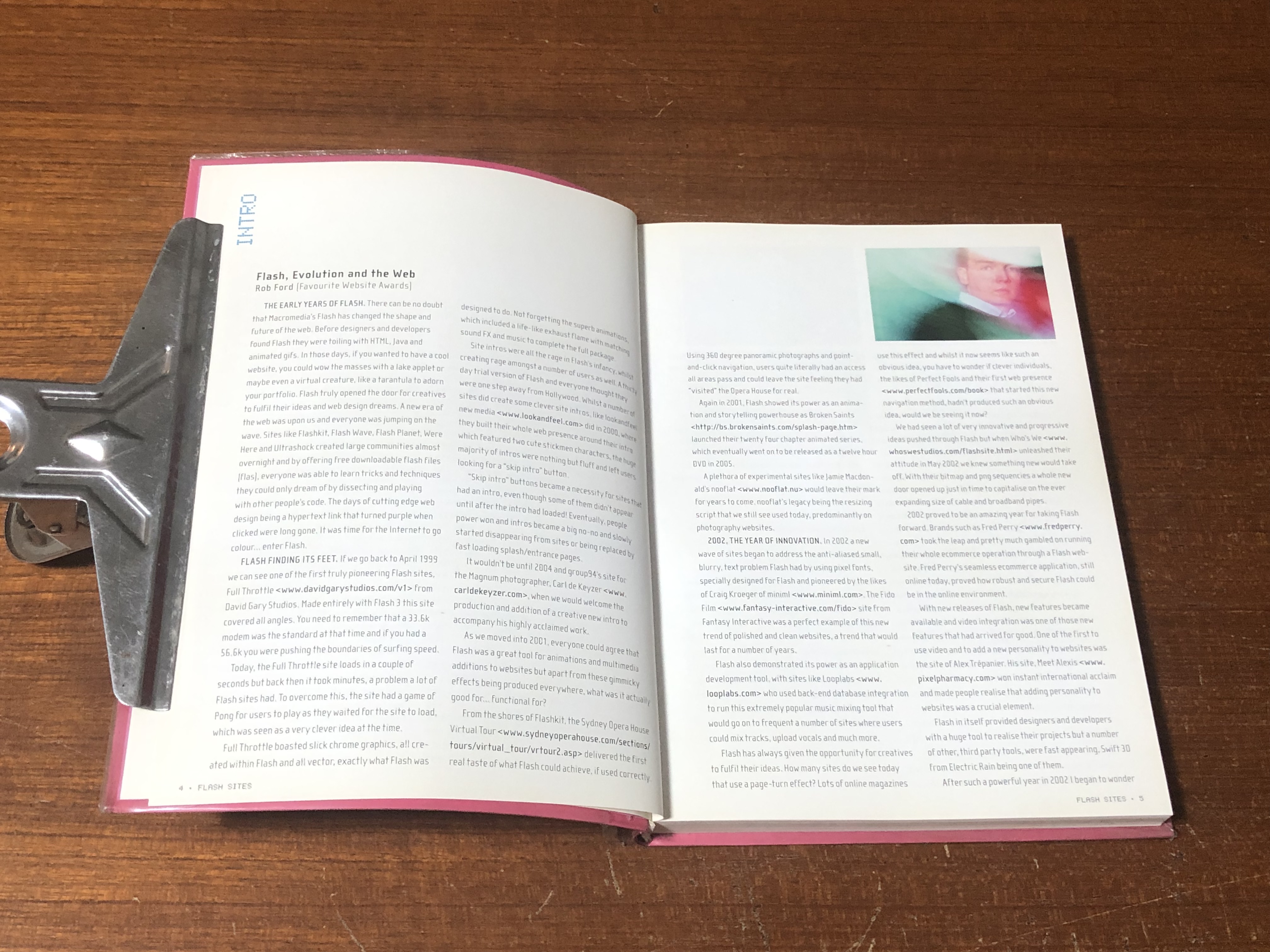 WEB DESIGN : FLASSH SSITES / Ed.Julius Wiedemann