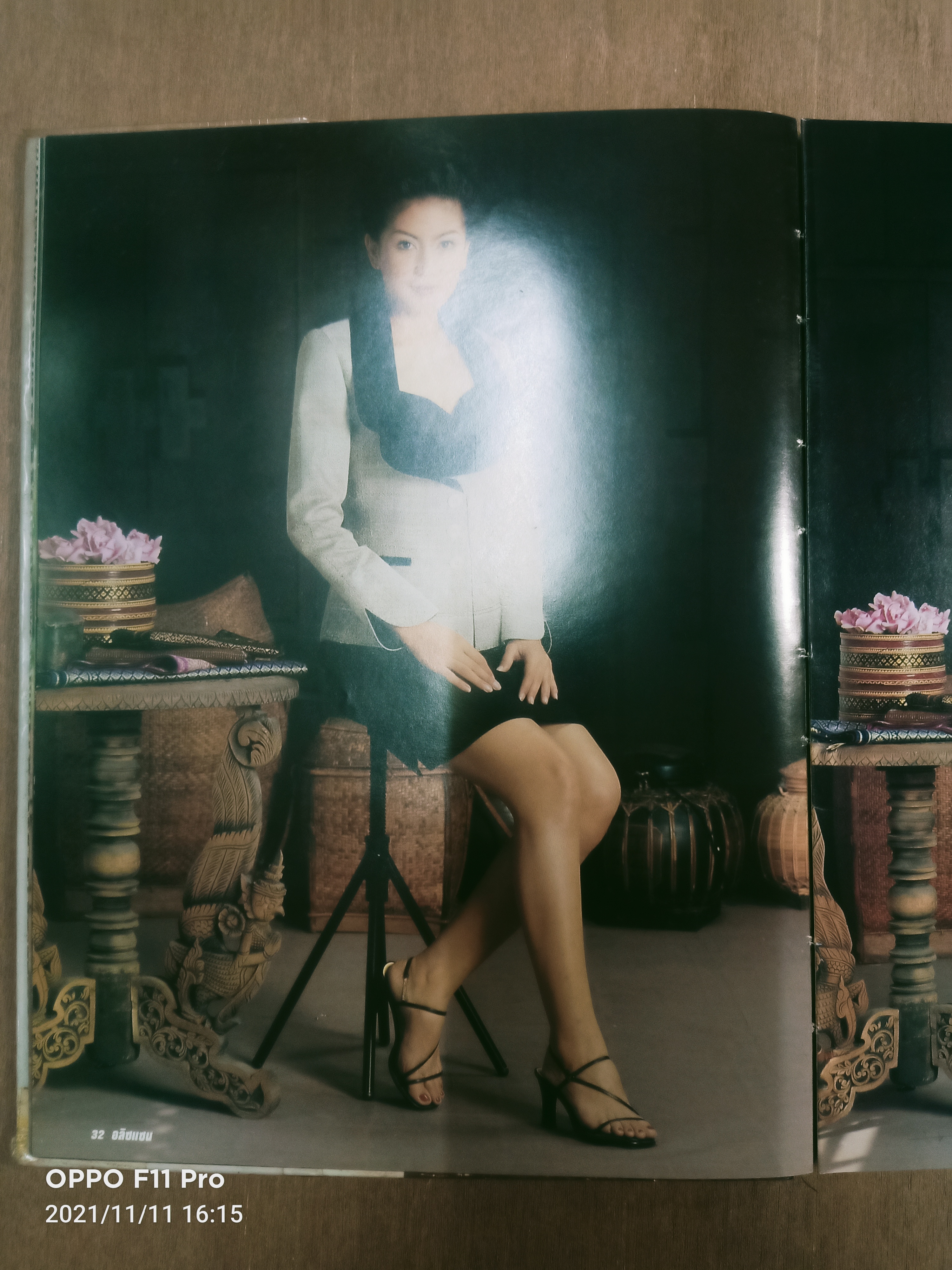 เดอลุคผ้าไทย DELUXE FASHION THAISILK COLLECTION / โดย เล็กอัมพรเพ็ชร